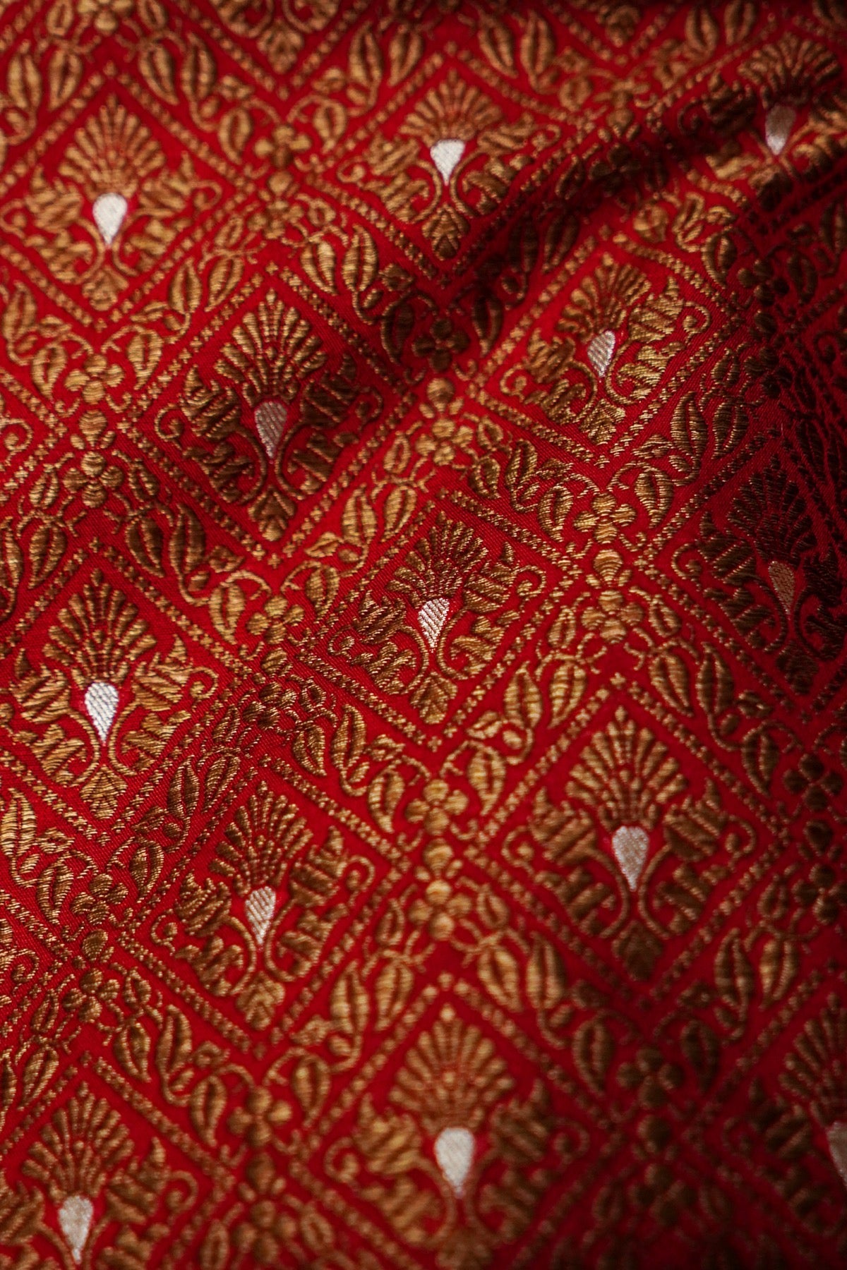 Handloom Pure Brocade Banarasi Fabric