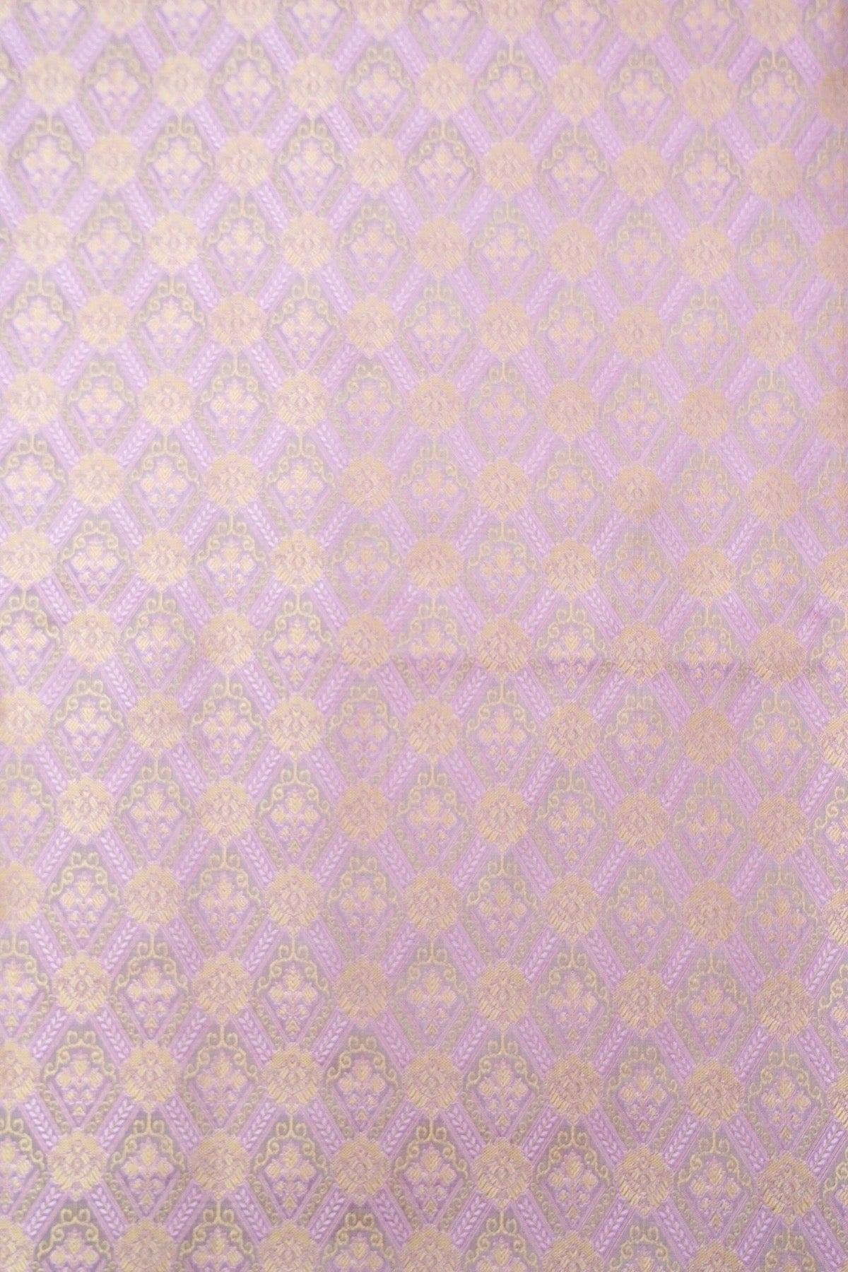 Handloom Banarasi Tanchoi Silk Fabric