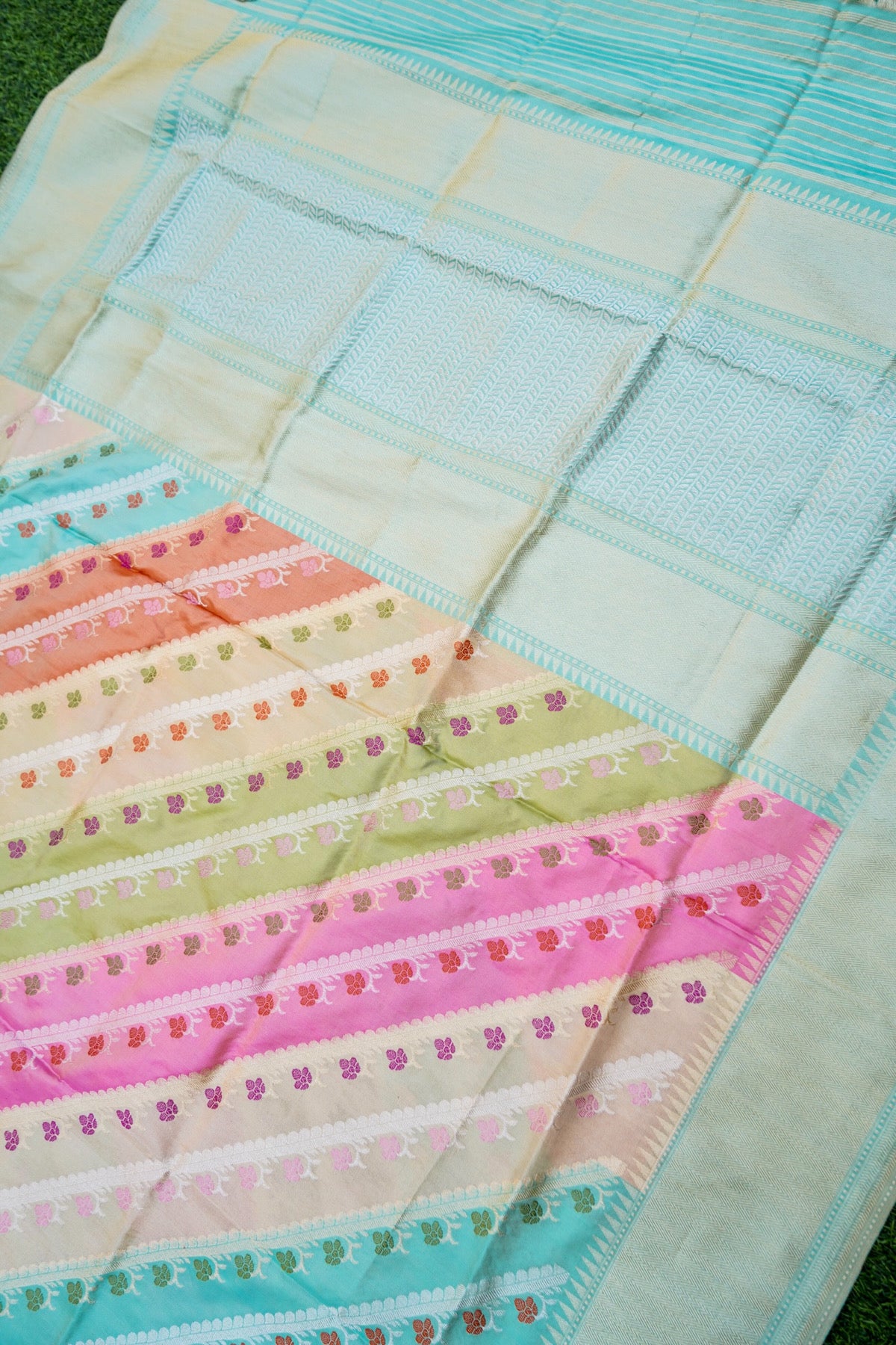 Handloom Banarasi Rangkat Katan Silk Pastel Dupatta - Khinkhwab