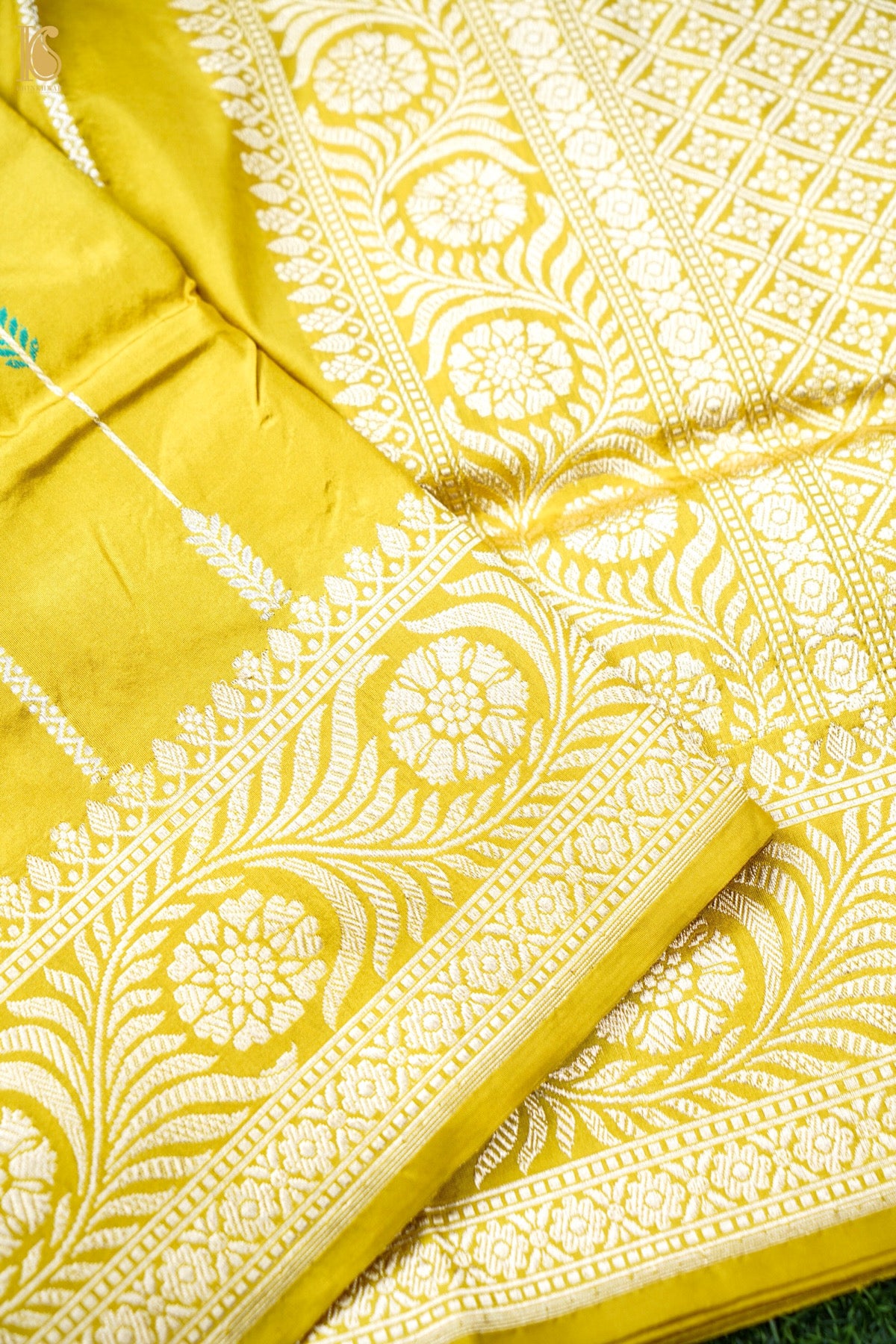 Pure Katan Silk Kadwa Guldaudi Bel Banarasi Saree in Marigold Yellow