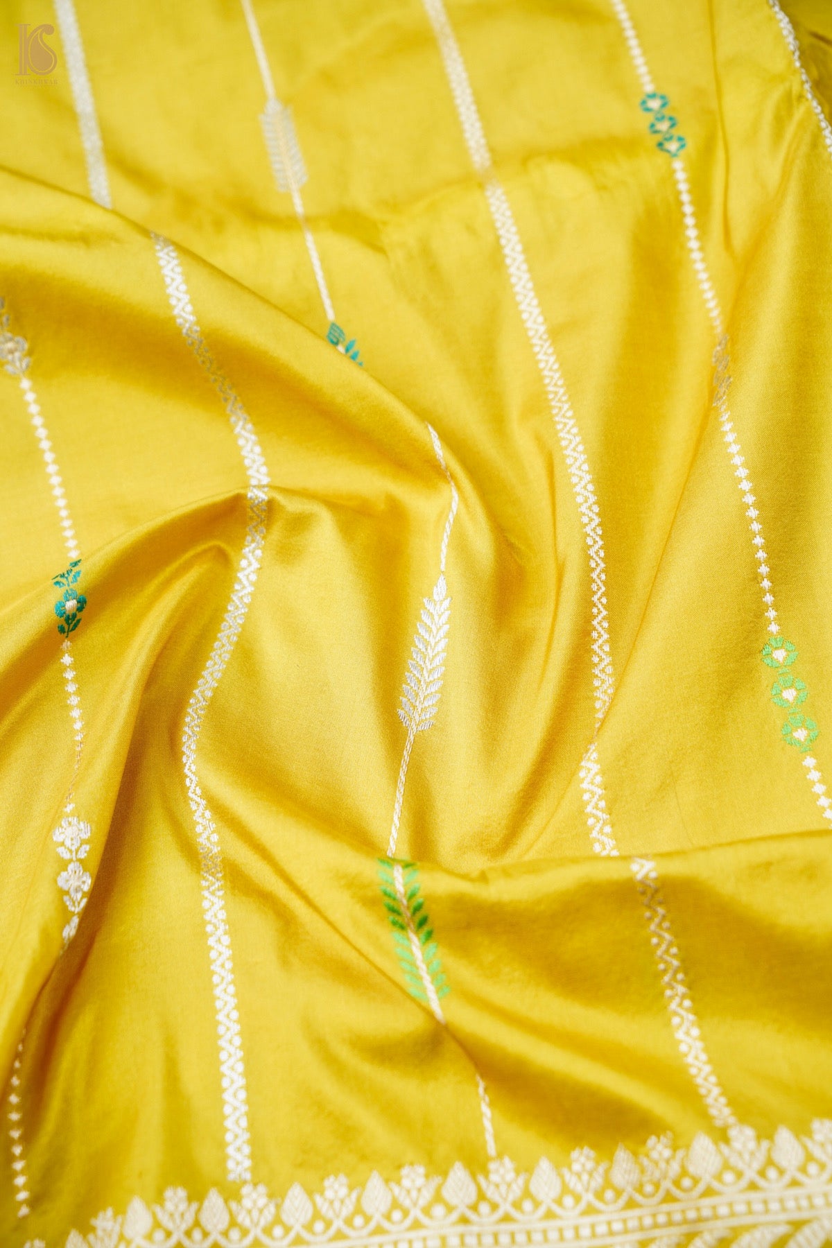 Pure Katan Silk Kadwa Guldaudi Bel Banarasi Saree in Marigold Yellow