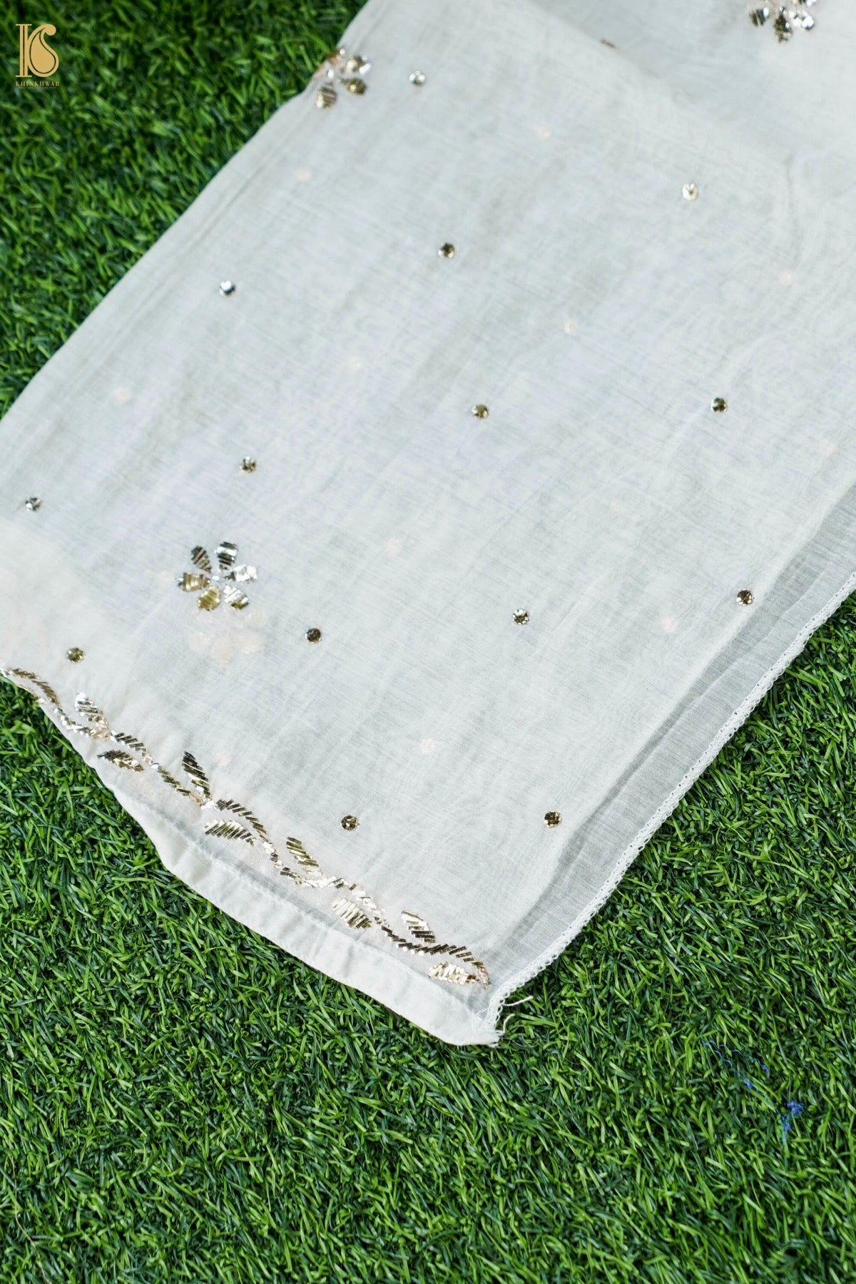 Mukaish Mul Chanderi Kurta with Dupatta in White