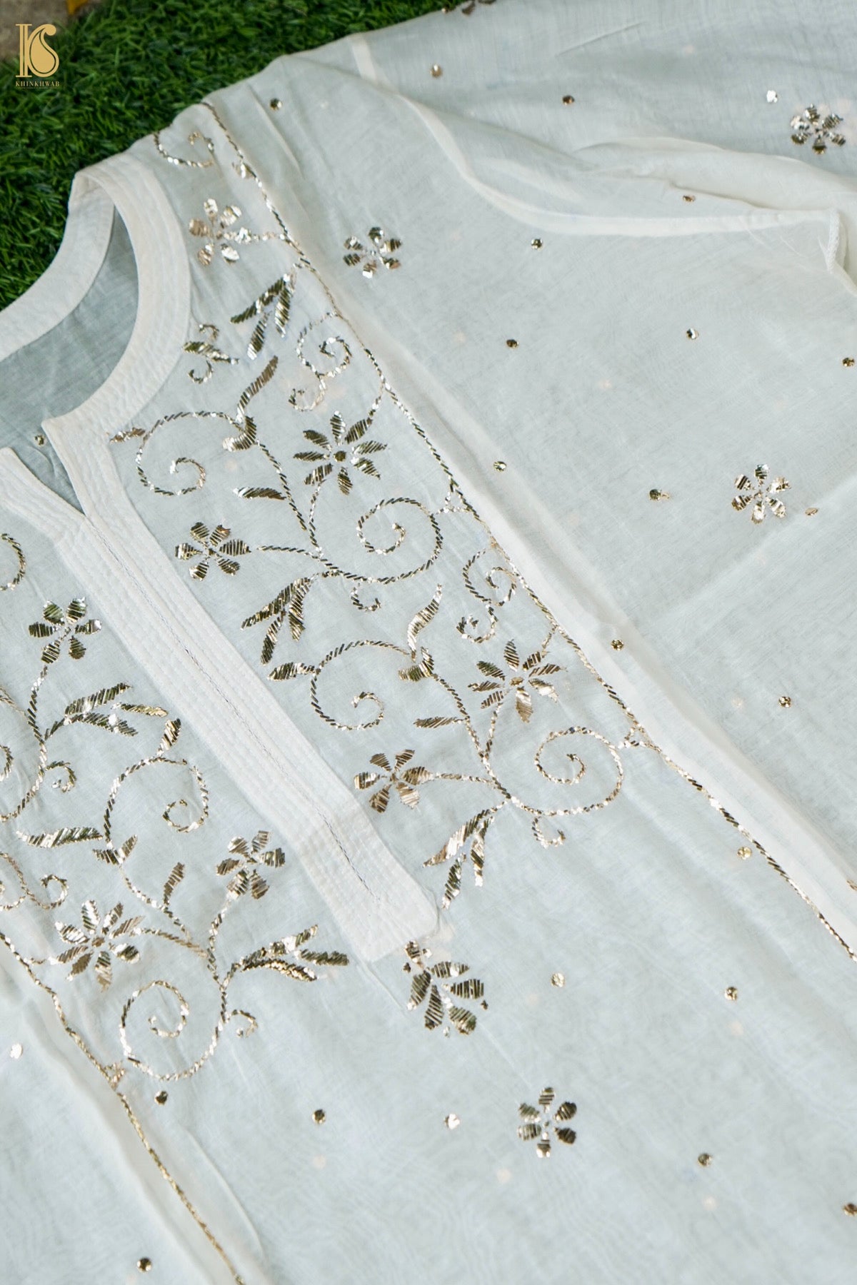 Mukaish Mul Chanderi Kurta with Dupatta in White