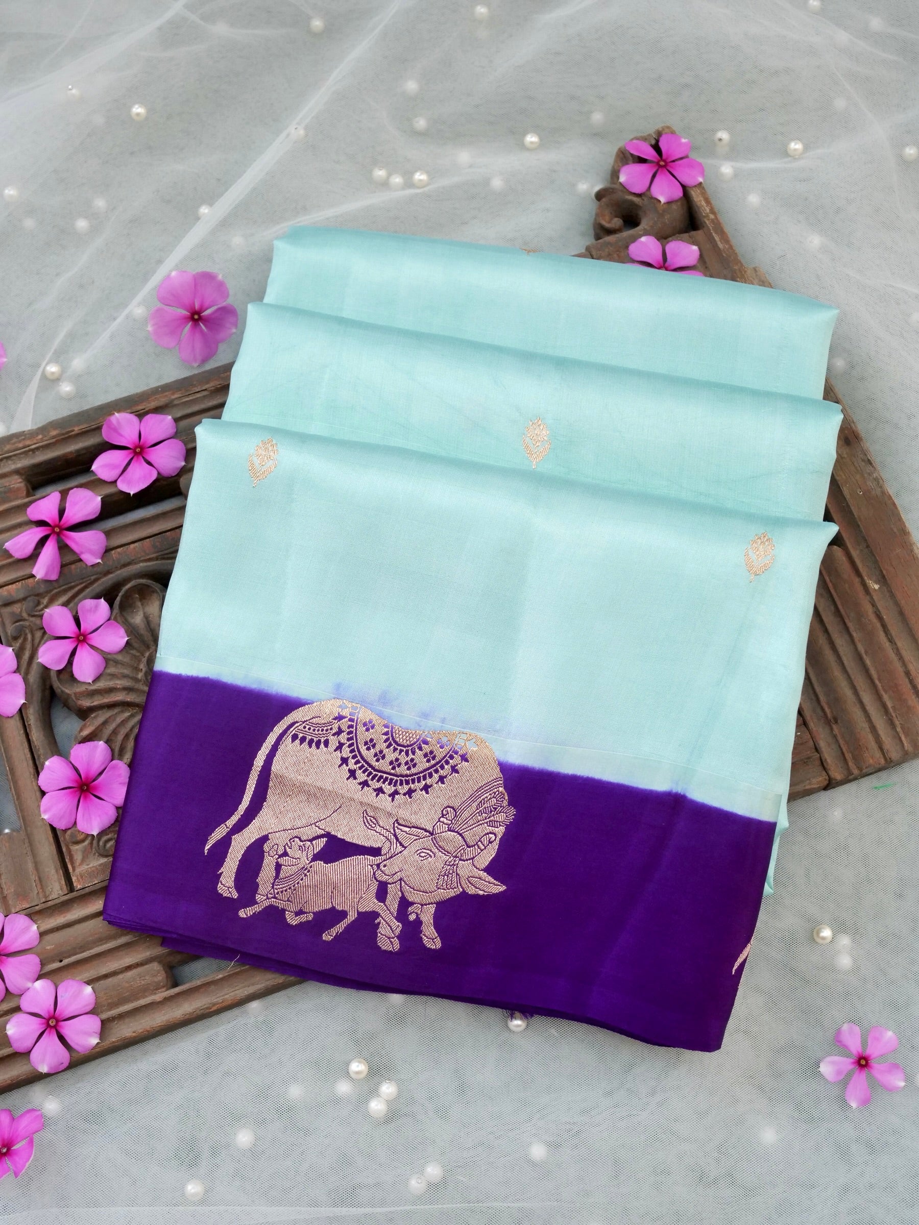 Handloom Banarasi Pure Katan Silk Ice Blue Kadwa Saree with Nandi & Calf - Khinkhwab