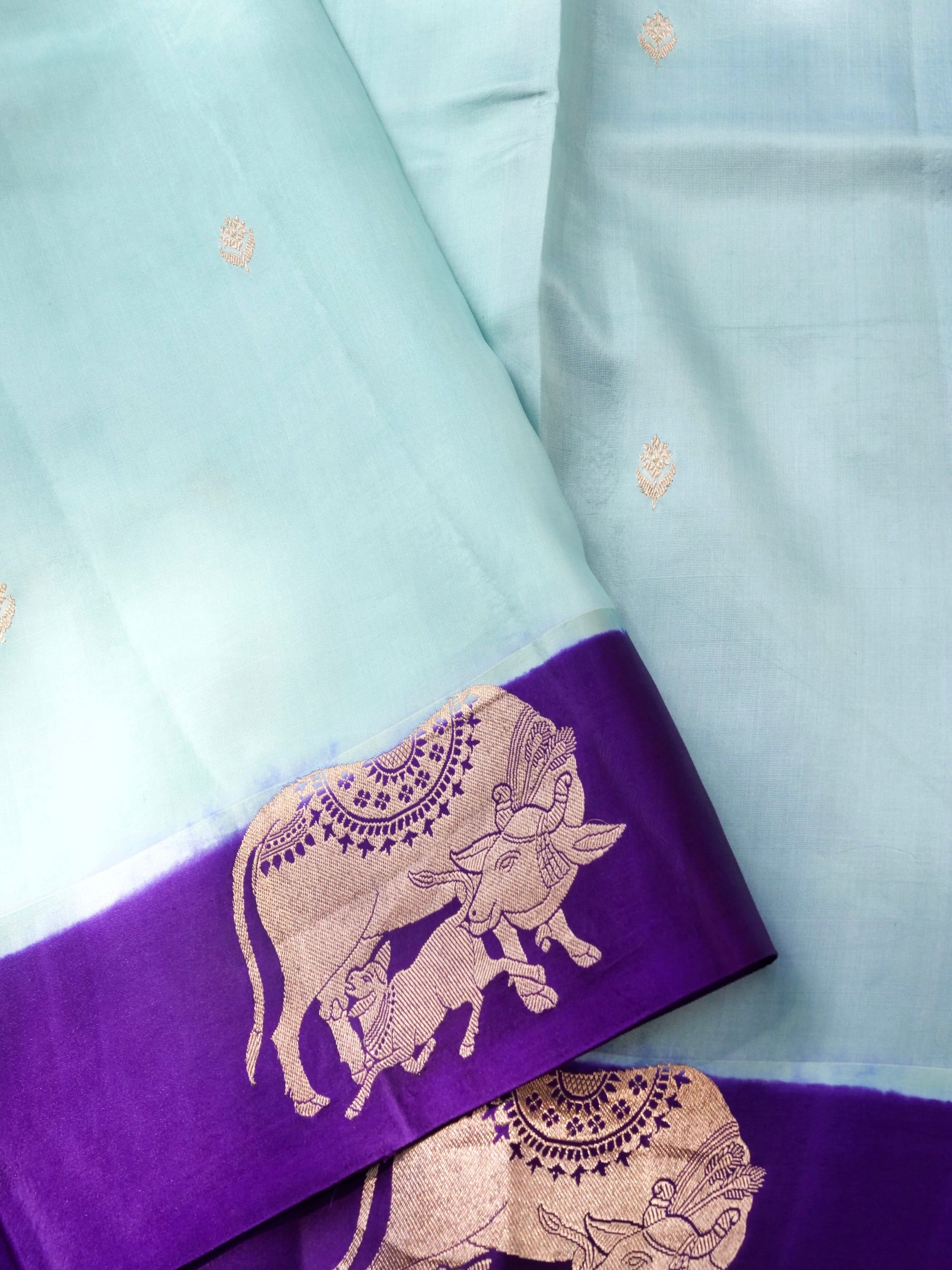 Handloom Banarasi Pure Katan Silk Ice Blue Kadwa Saree with Nandi & Calf - Khinkhwab