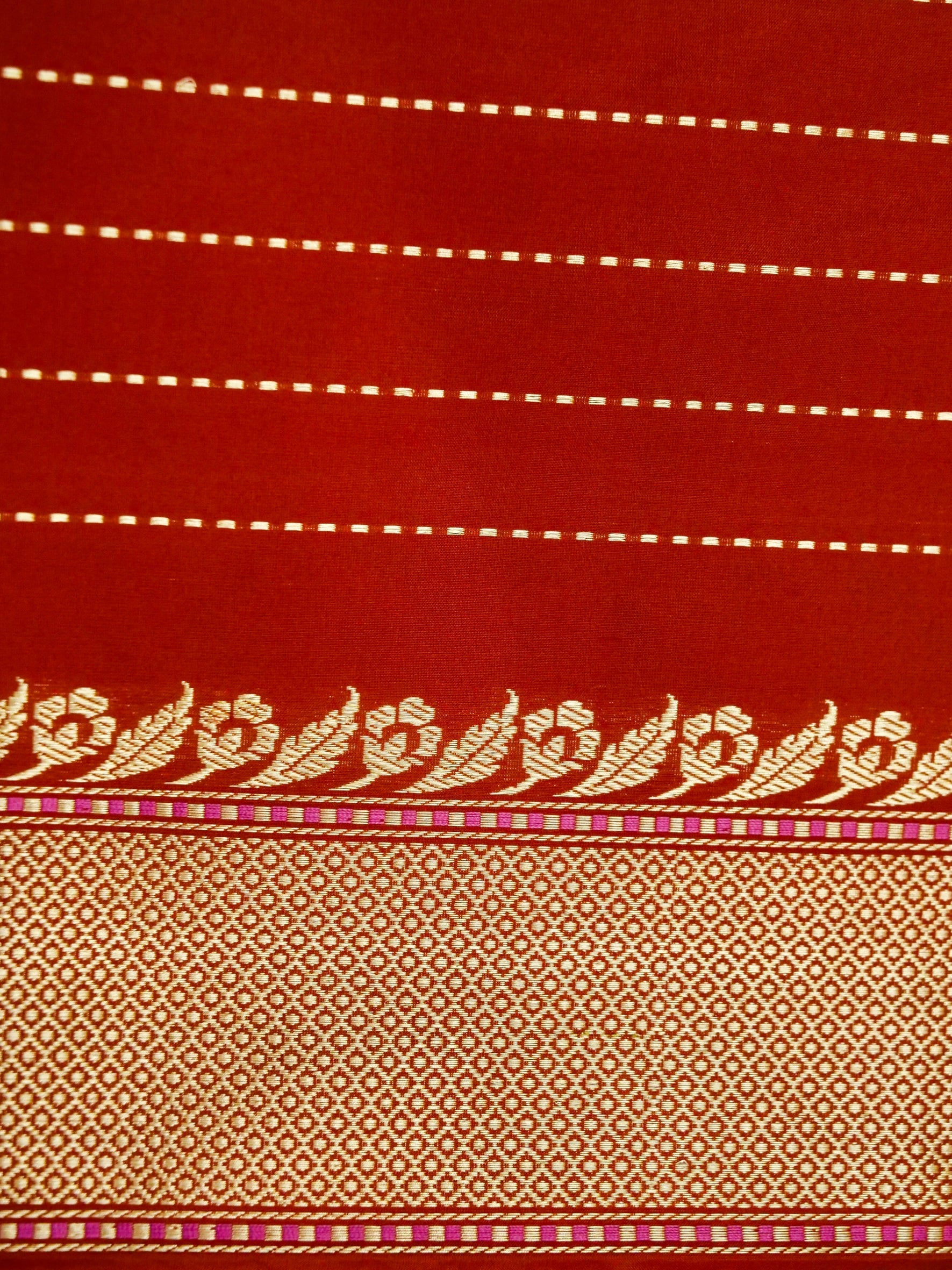 Banarasi Katan Silk Kadwa Tilfi Border Handloom Saree | Red - Khinkhwab