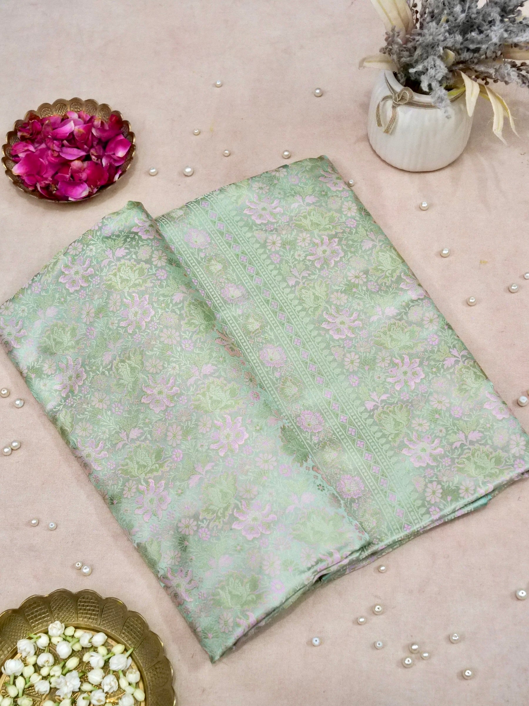 Banarasi Katan Silk Resham Tanchoi Handwoven Saree in Sea Green