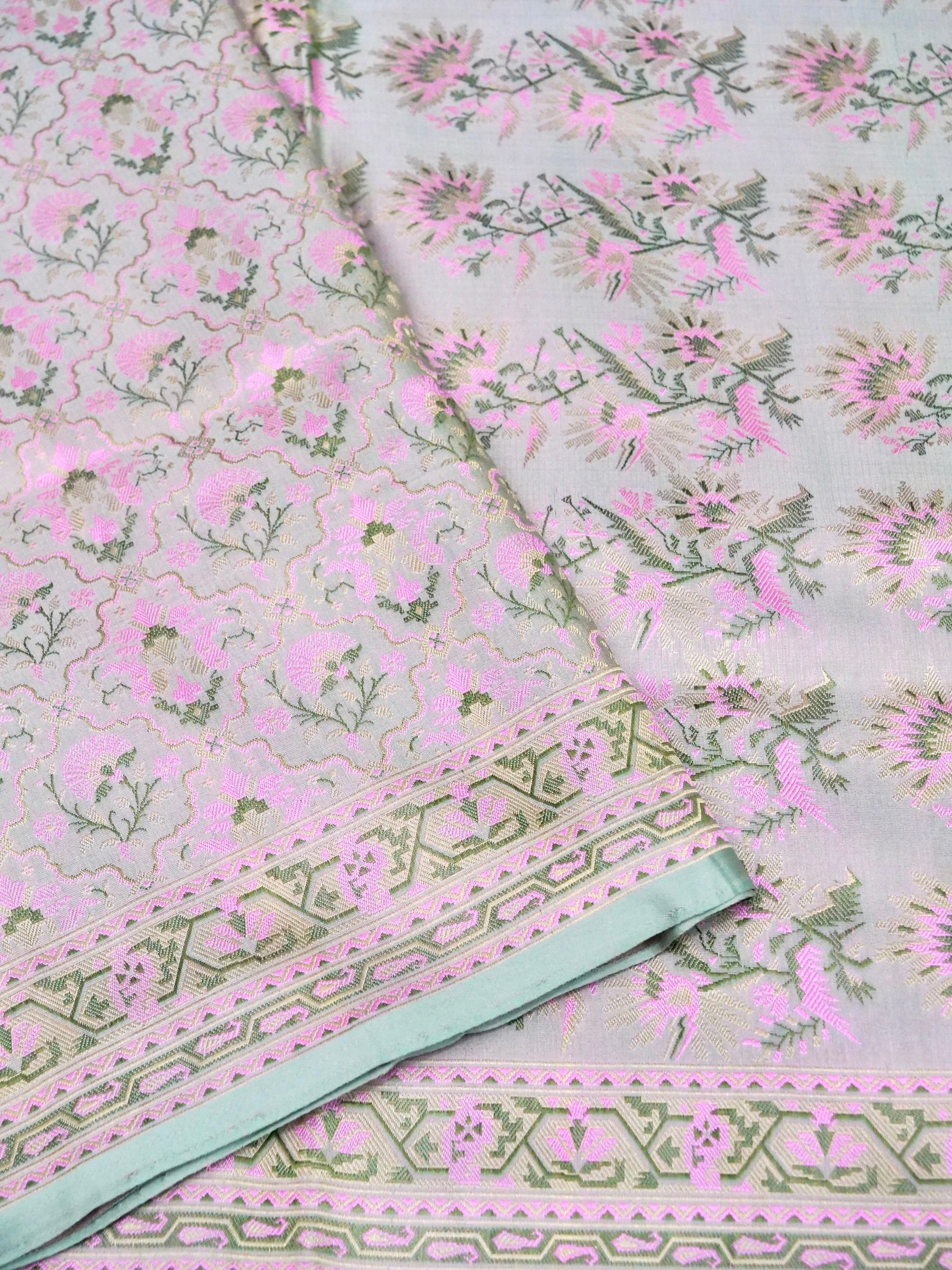 Banarasi Katan Silk Resham Tanchoi Handwoven Saree in Powder Pink