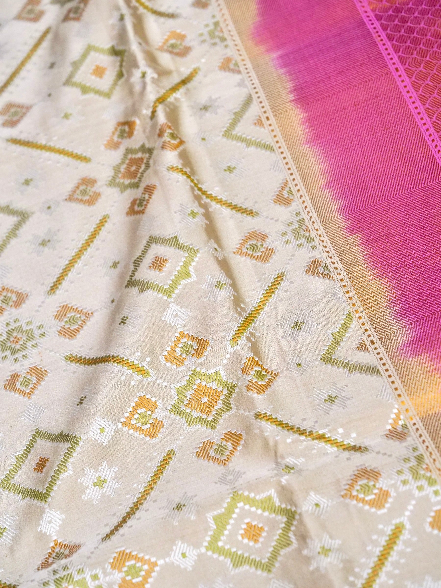 Banarasi Katan Silk Patola Jaal Handwoven Saree in Cream - Khinkhwab
