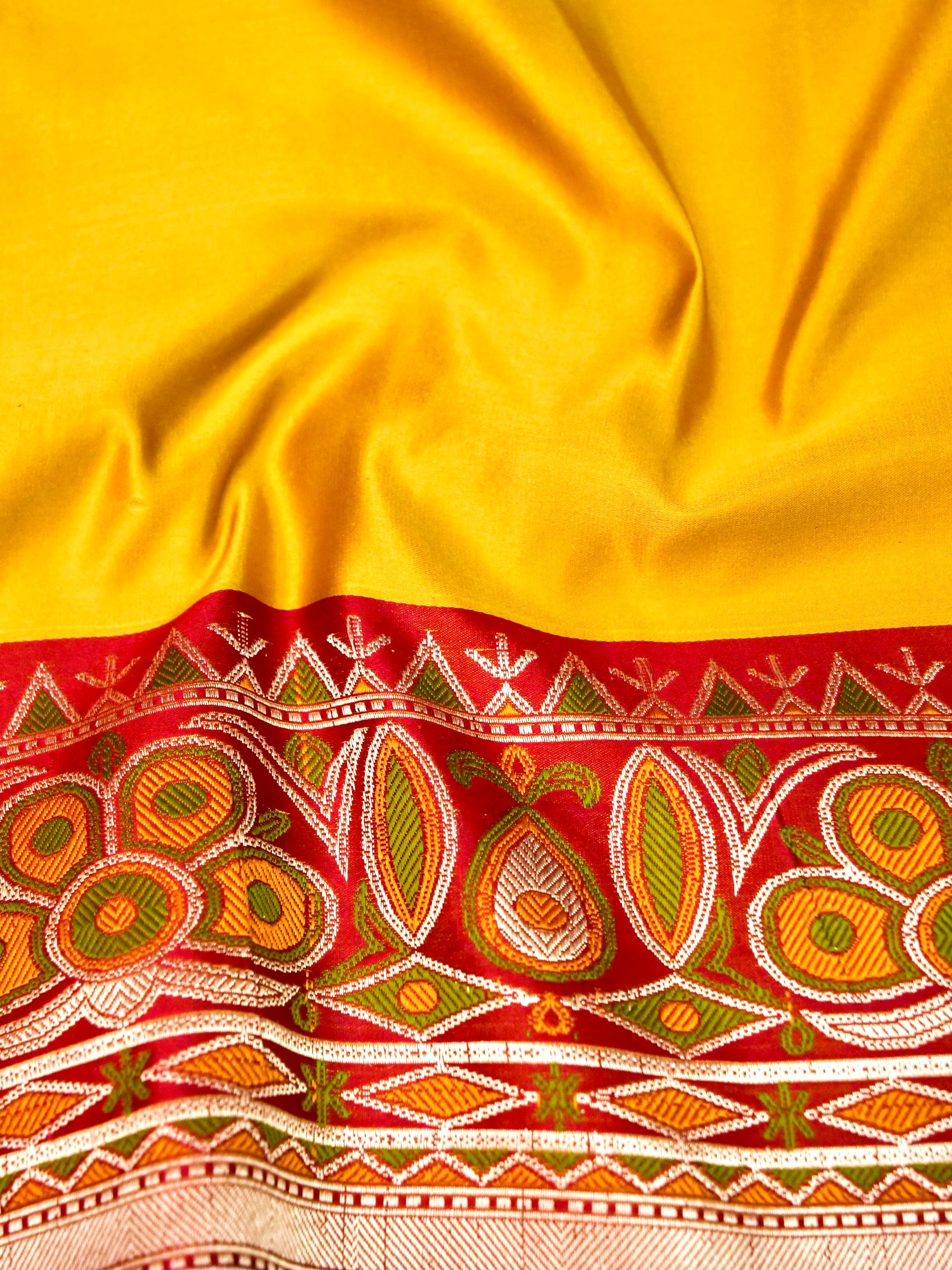 Banarasi Mashru Silk Kadiyal Handwoven Saree in Marigold Yellow - Khinkhwab
