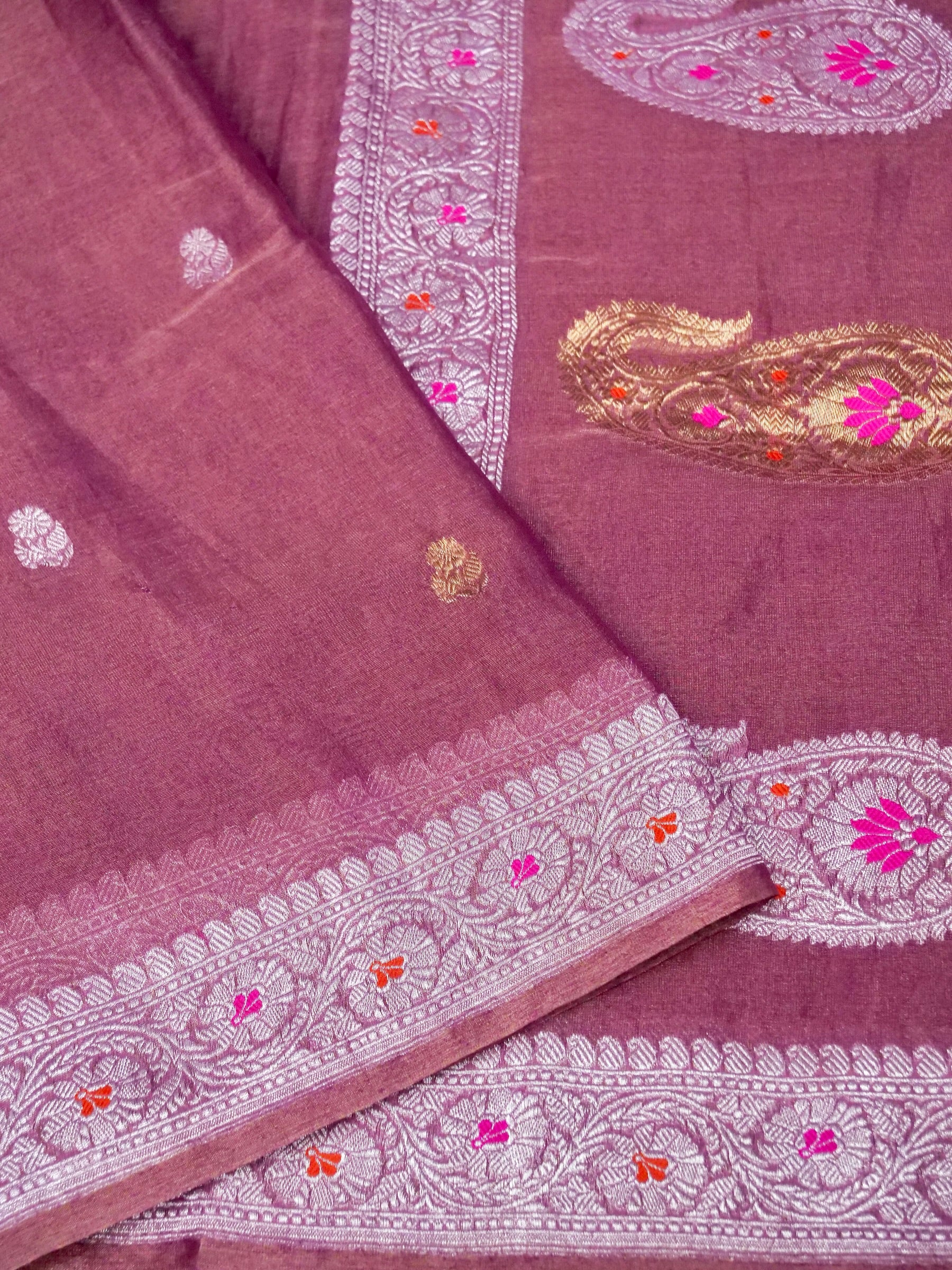 Khaddi Chiffon Tissue Kadwa Kairi Handwoven Banarasi Saree in Mauve Pink - Khinkhwab