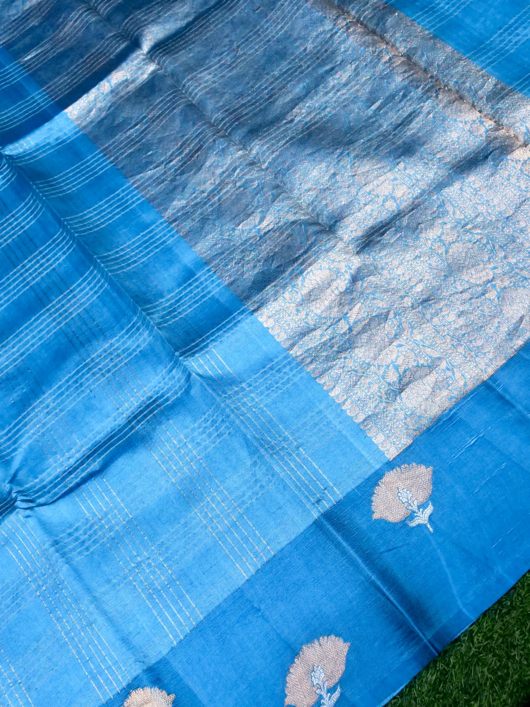Banarasi Katan Silk Kadwa Striped Handwoven Saree in Cerulean Blue - Khinkhwab