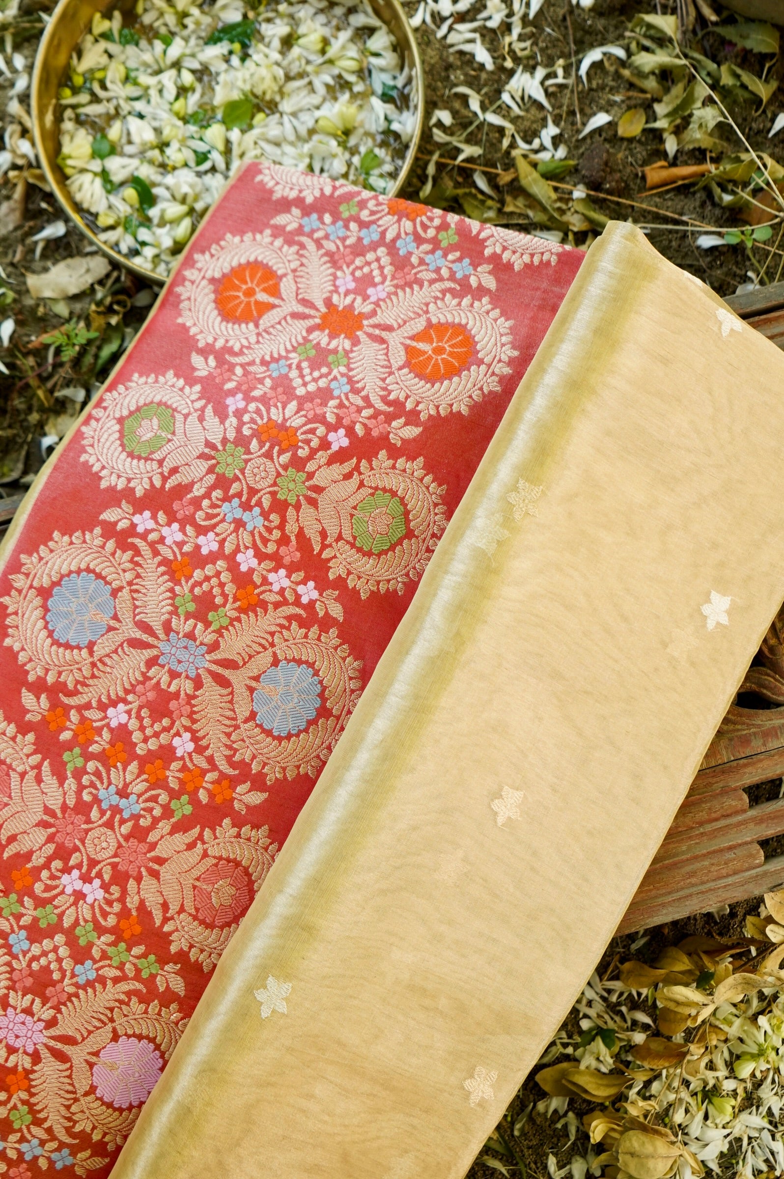 Banarasi Kora Tissue Kadwa Silk Border Handloom Saree | Ivory