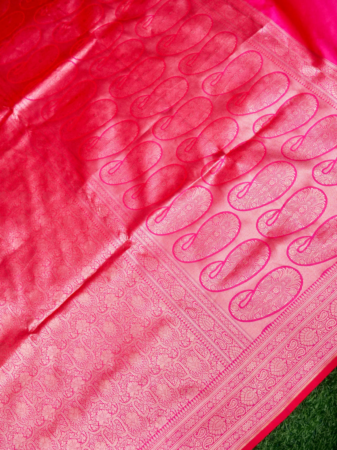 Banarasi Katan Silk Zari Tanchoi Kairi Handwoven Saree in Rani Pink