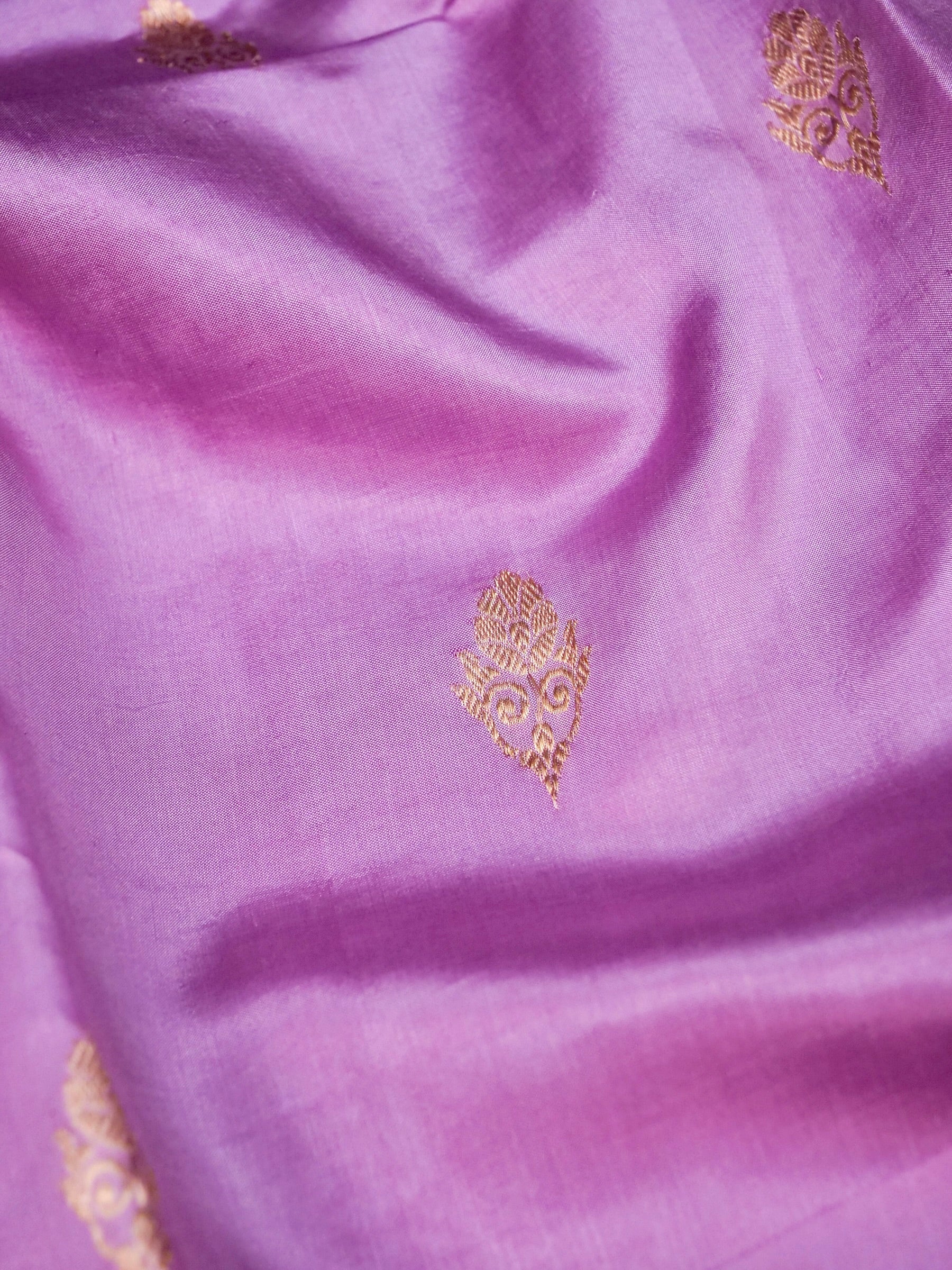 Banarasi Katan Silk Kadwa Handwoven Saree in Lilac - Khinkhwab