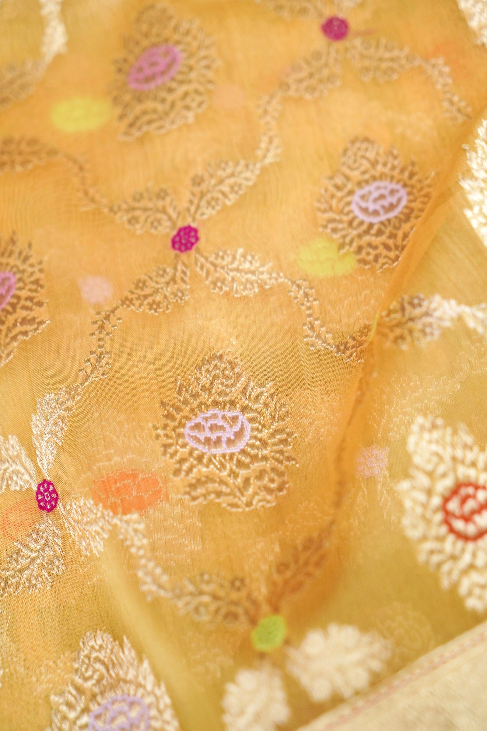 Banarasi Kora Silk Ektara Meenakari Handwoven Saree in Gold Beige - Khinkhwab