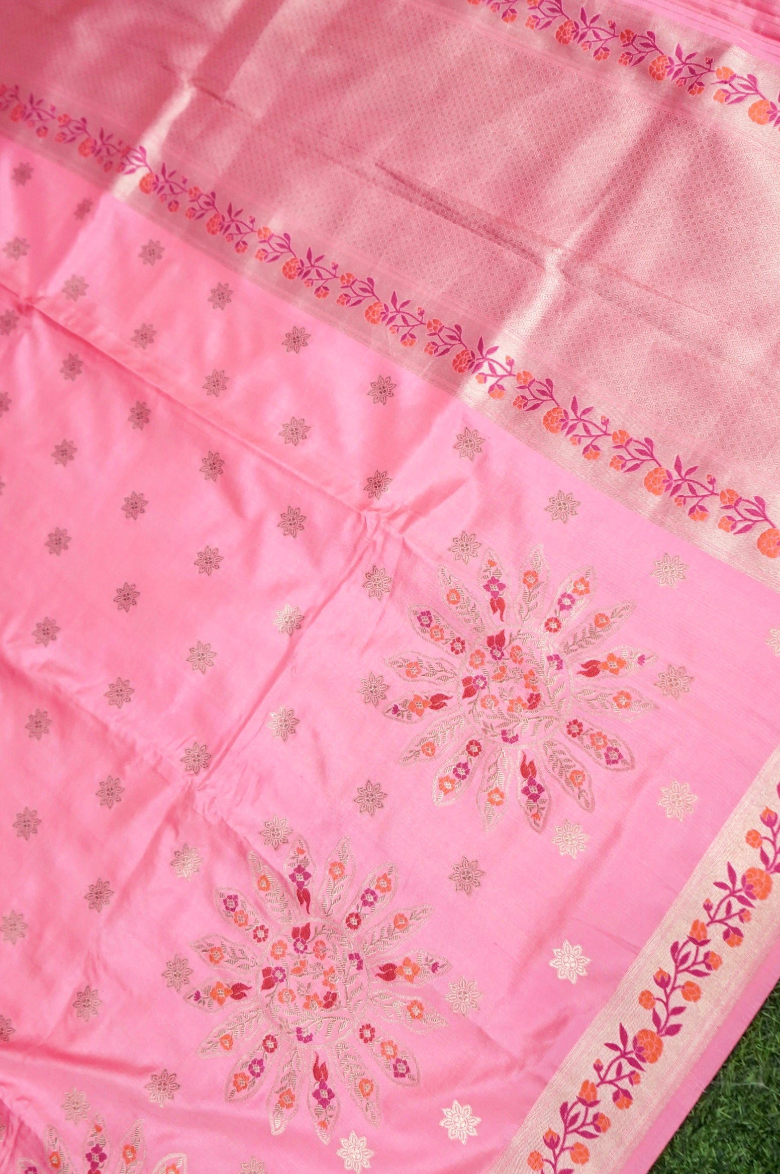 Banarasi Katan Silk Ektara Meenakari Handwoven Saree in Rose Pink - Khinkhwab