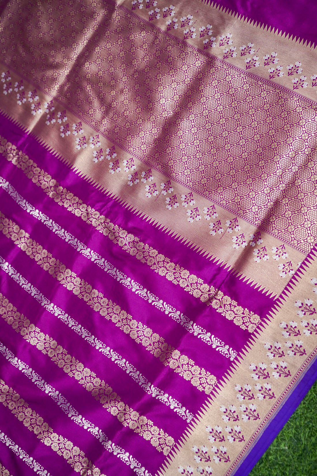 Banarasi Katan Silk Cutwork Handwoven Saree in Magenta Purple - Khinkhwab