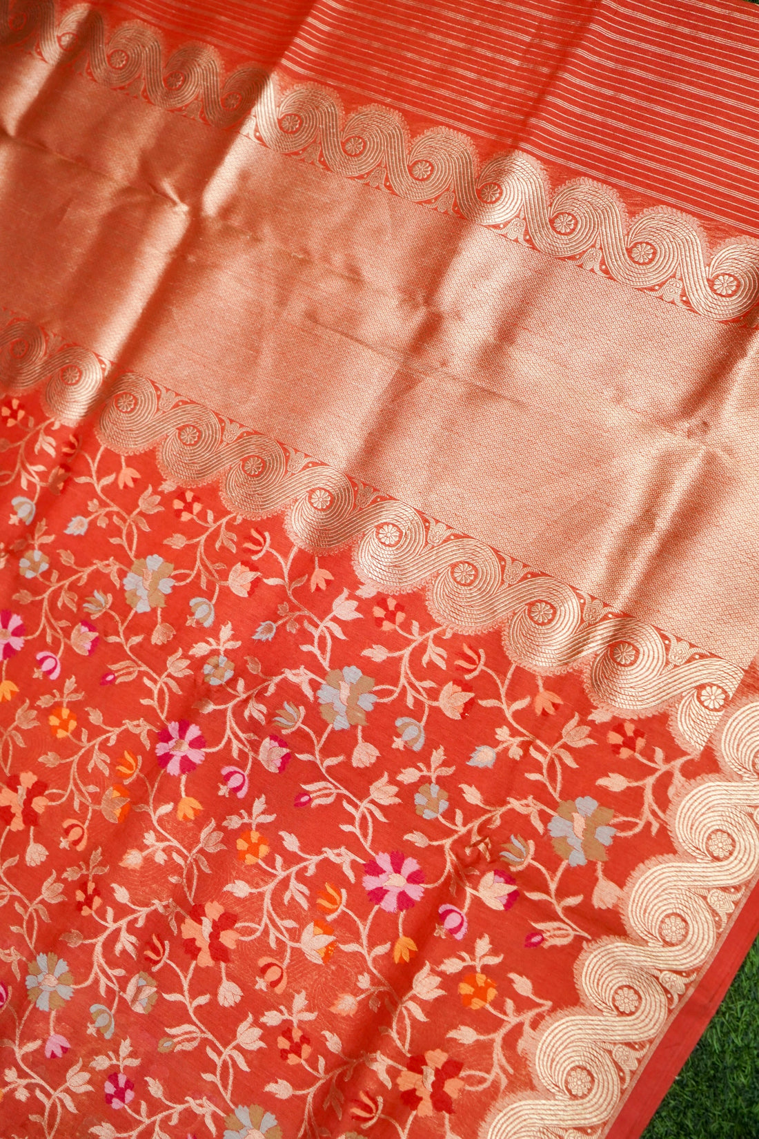 Banarasi Kora Silk Ektara Kadwa Meenakari Handwoven Saree in Rust Orange - Khinkhwab