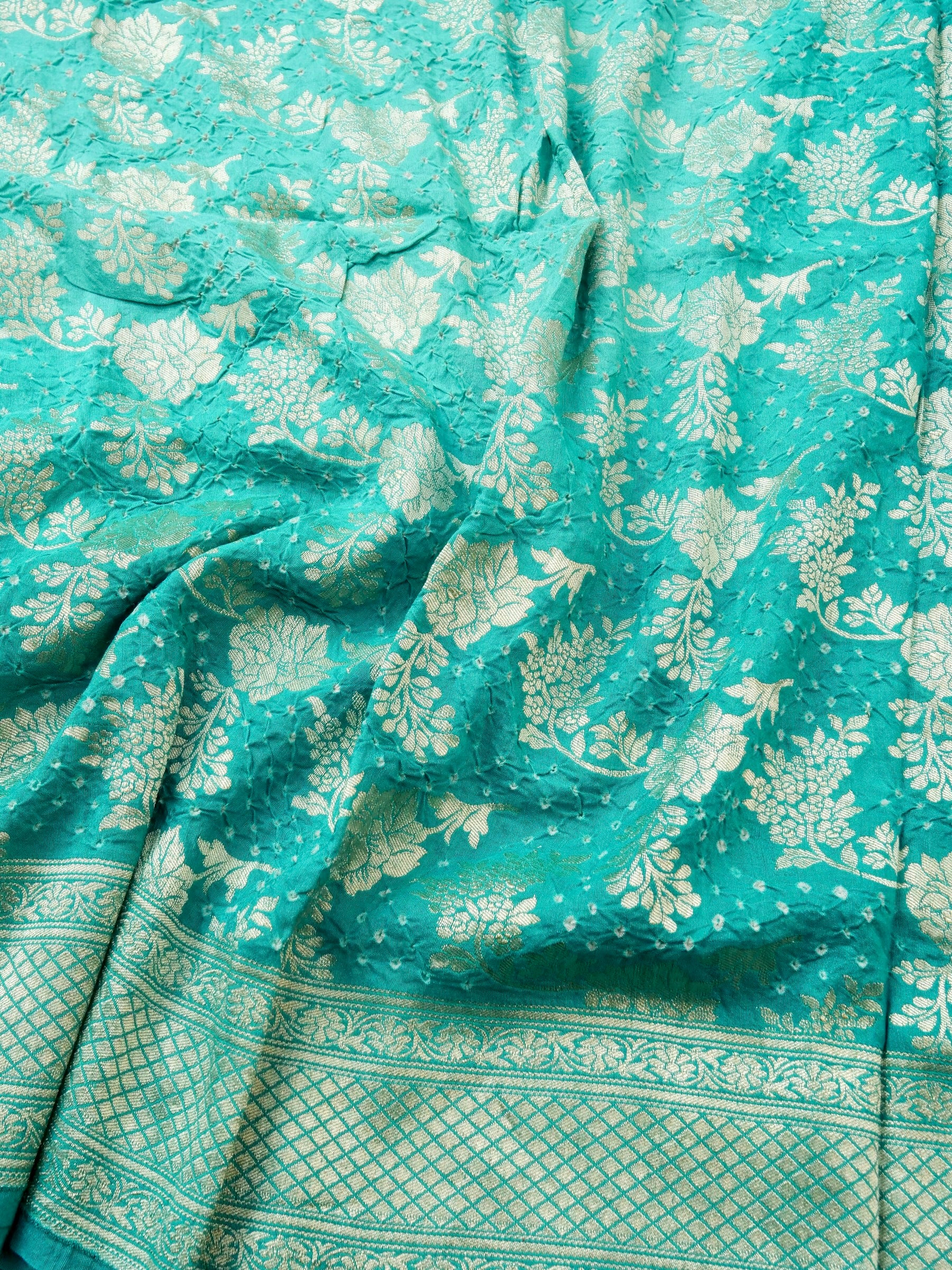 Green Handwoven Banarasi Bandhani Pure Moonga Silk Dupatta - Khinkhwab