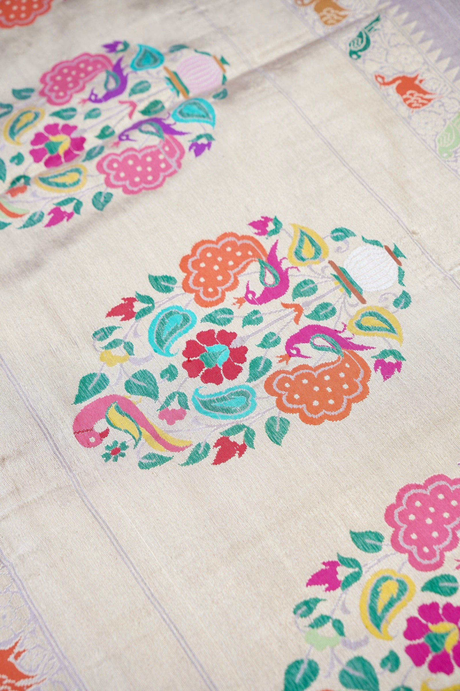 Banarasi Katan Silk Kadwa Figure Handloom Saree in Lavender - Khinkhwab