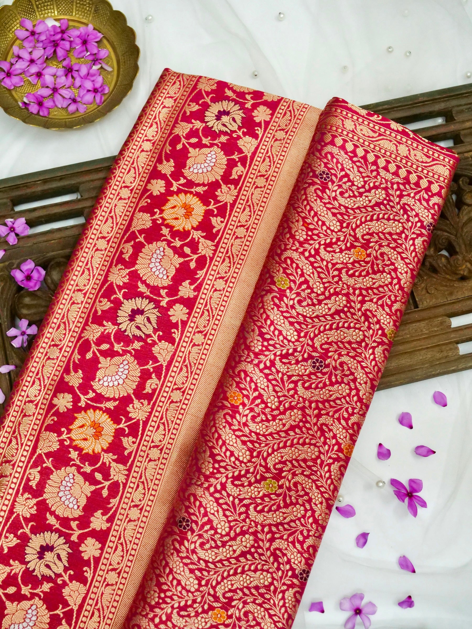 Banarasi Katan Silk Zari Tanchoi Handloom Saree | Magenta - Khinkhwab