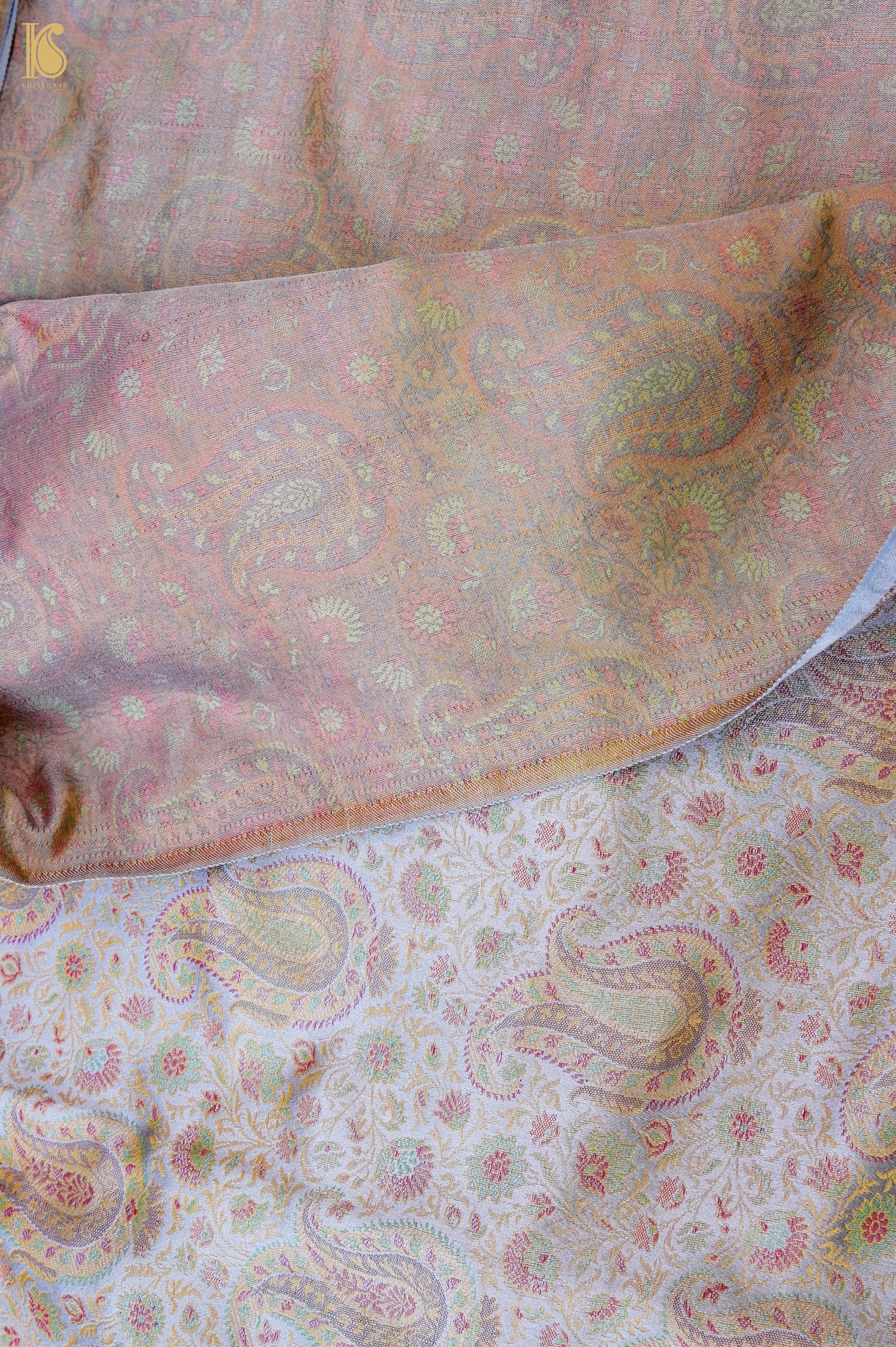 Handloom Banarasi Kalka Ambi Tanchoi Silk Fabric