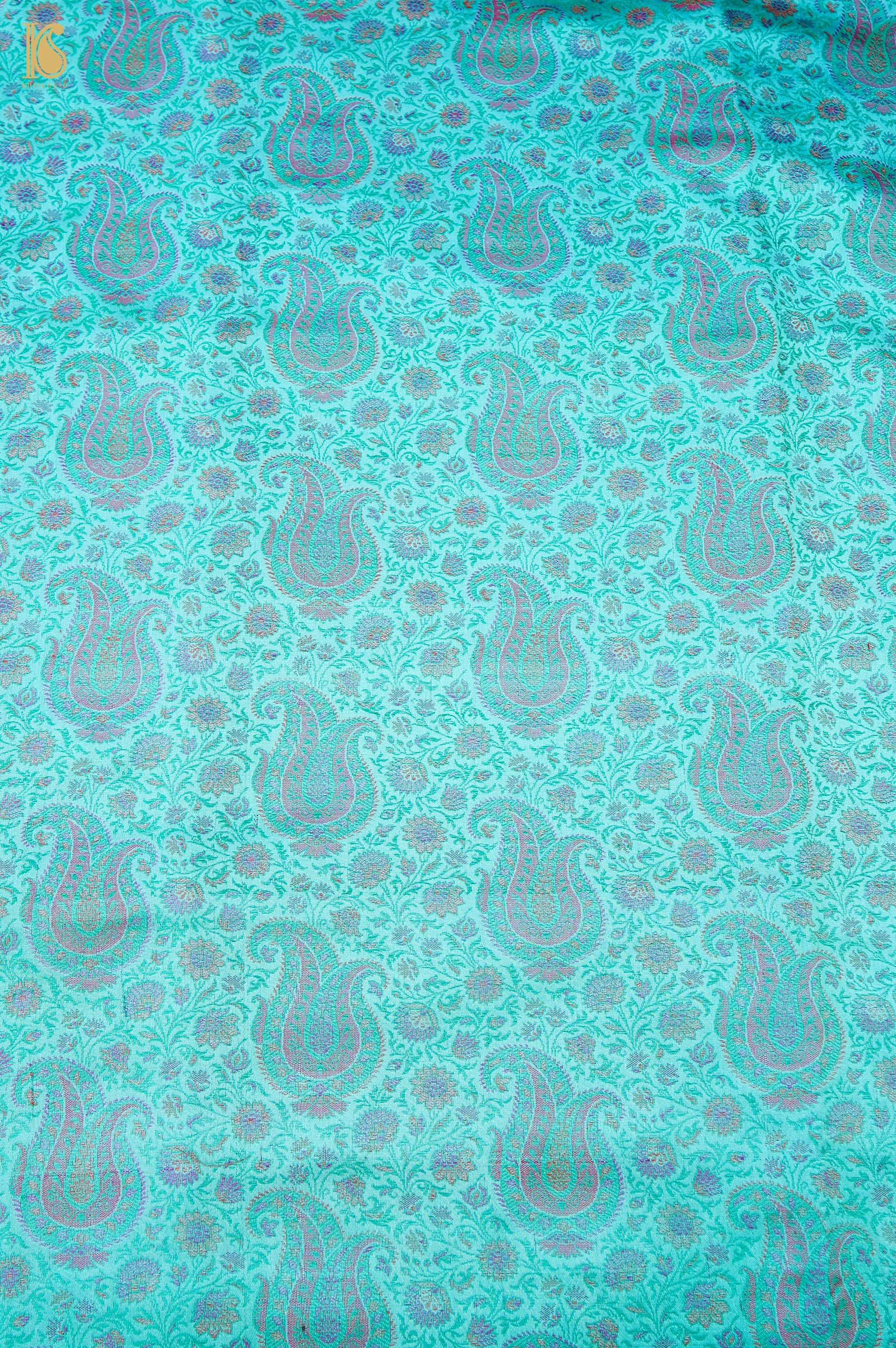 Handloom Banarasi Kalka Ambi Tanchoi Silk Fabric