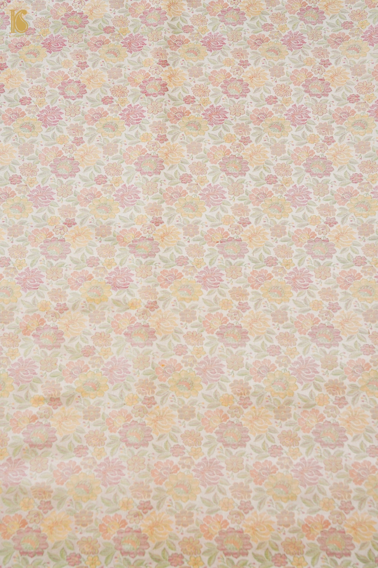 Handloom Banarasi Peonies Tanchoi Silk Fabric
