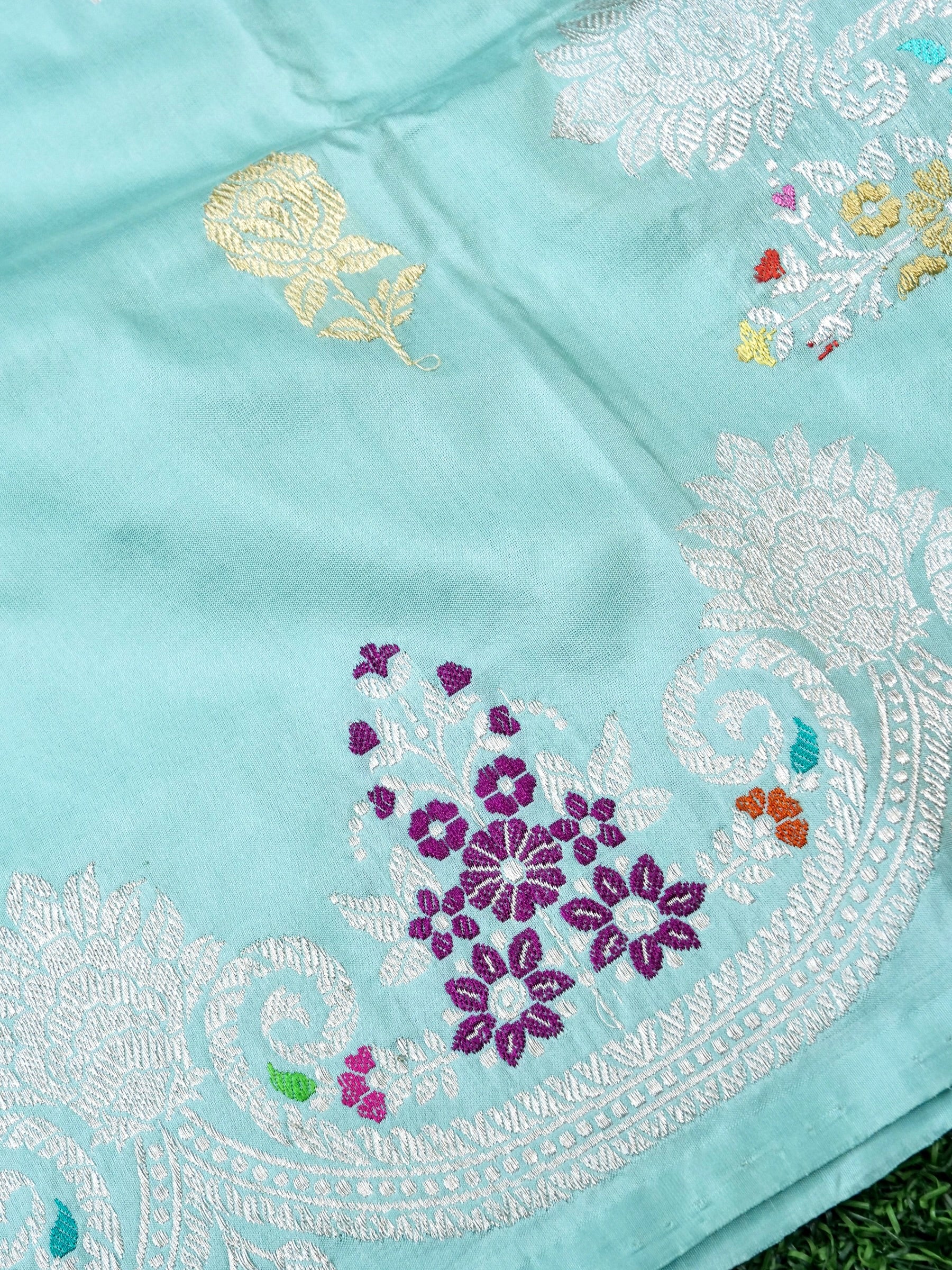 Handloom Banarasi Katan Silk Kadwa Saree