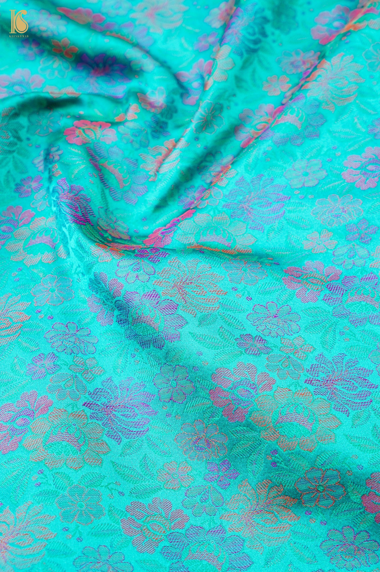Handloom Banarasi Peonies Tanchoi Silk Fabric