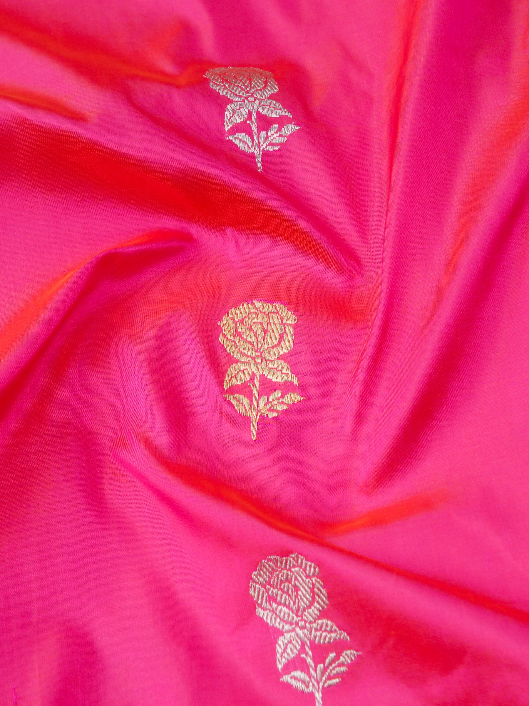 Handloom Banarasi Katan Silk Kadwa Saree