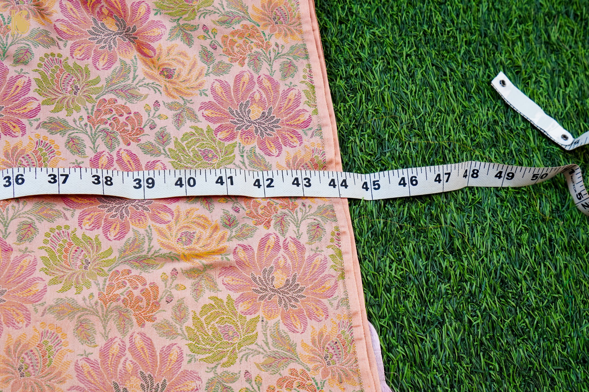 Handloom Banarasi Marigold Tanchoi Silk Fabric