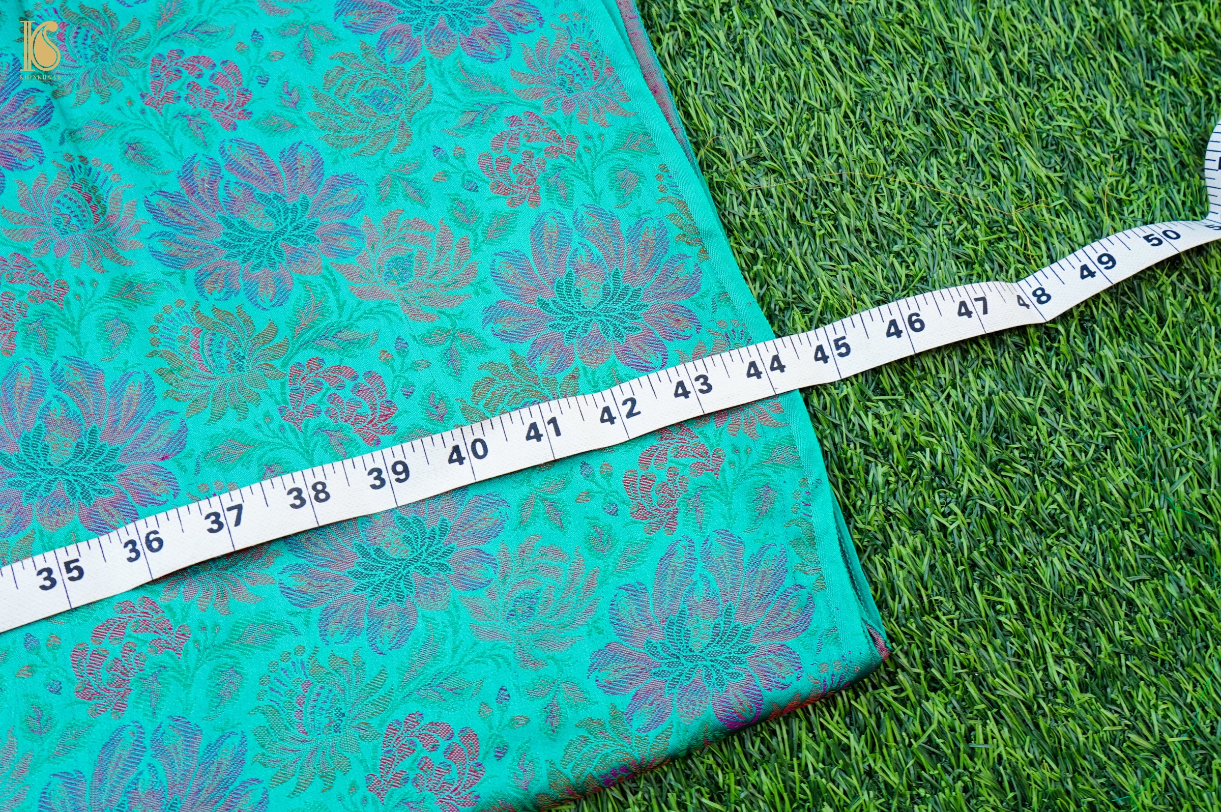 Handloom Banarasi Marigold Tanchoi Silk Fabric