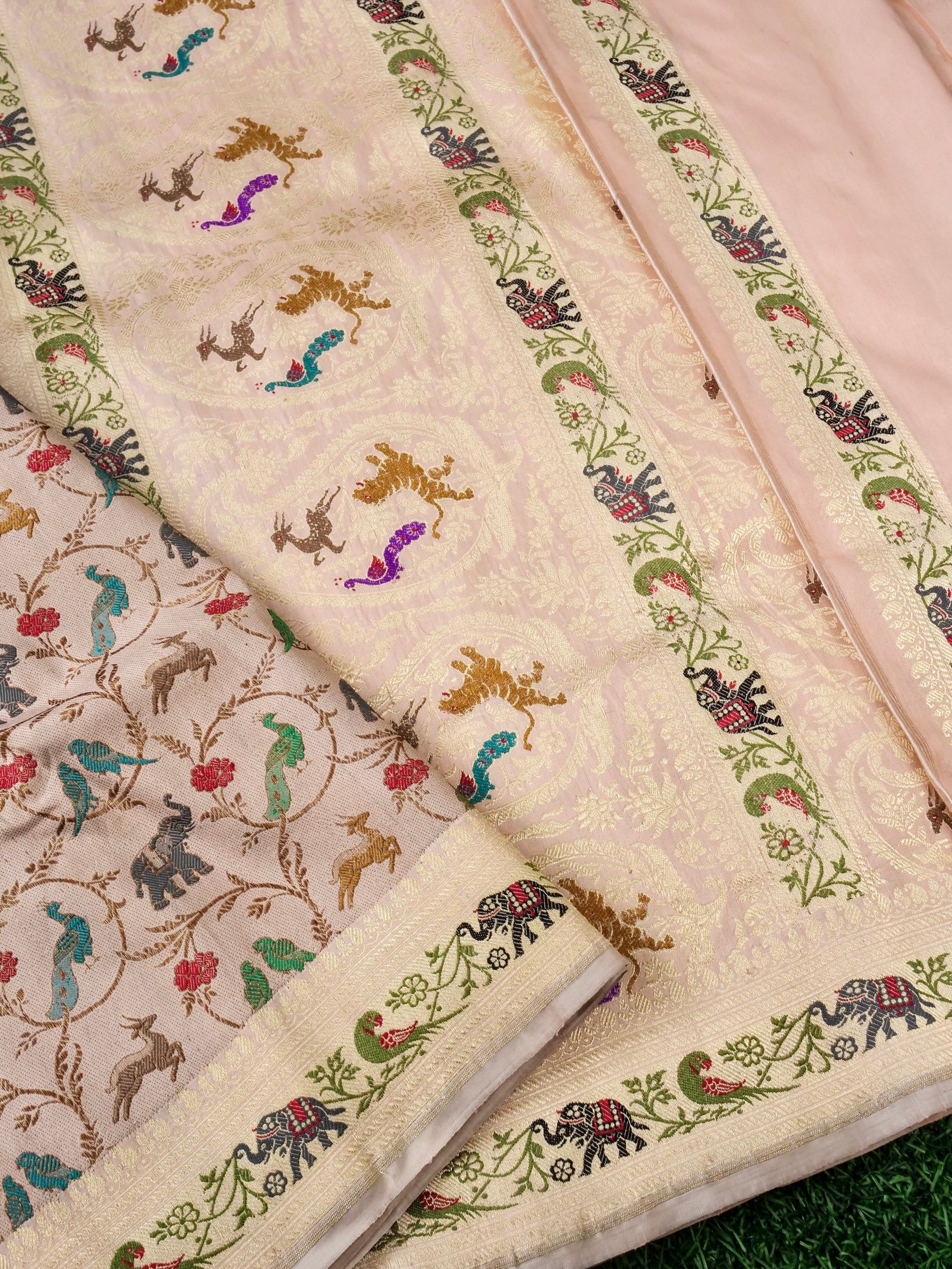 Handloom Banarasi Katan Shikargah Saree