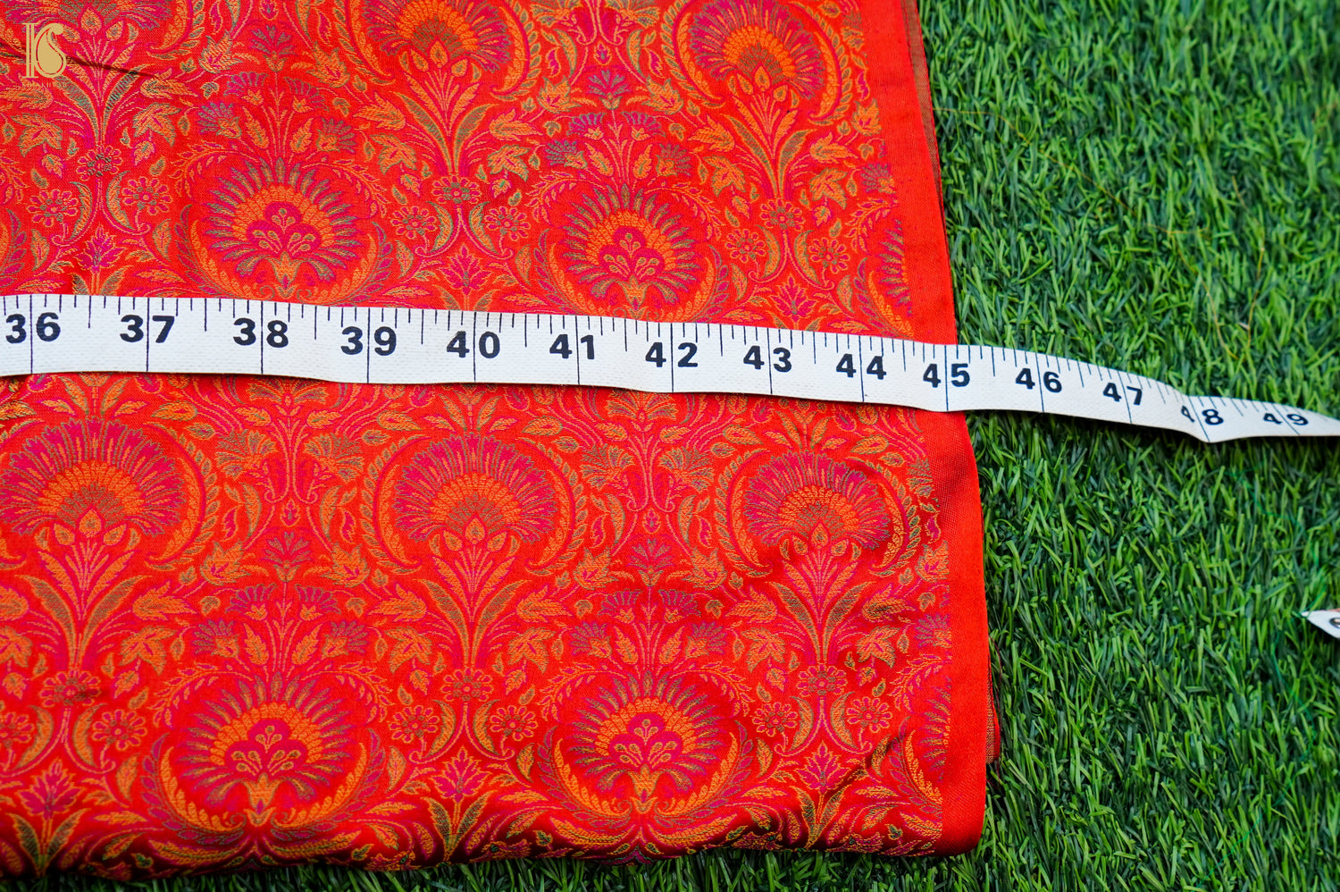 Handloom Banarasi Neelkanthi Tanchoi Silk Fabric