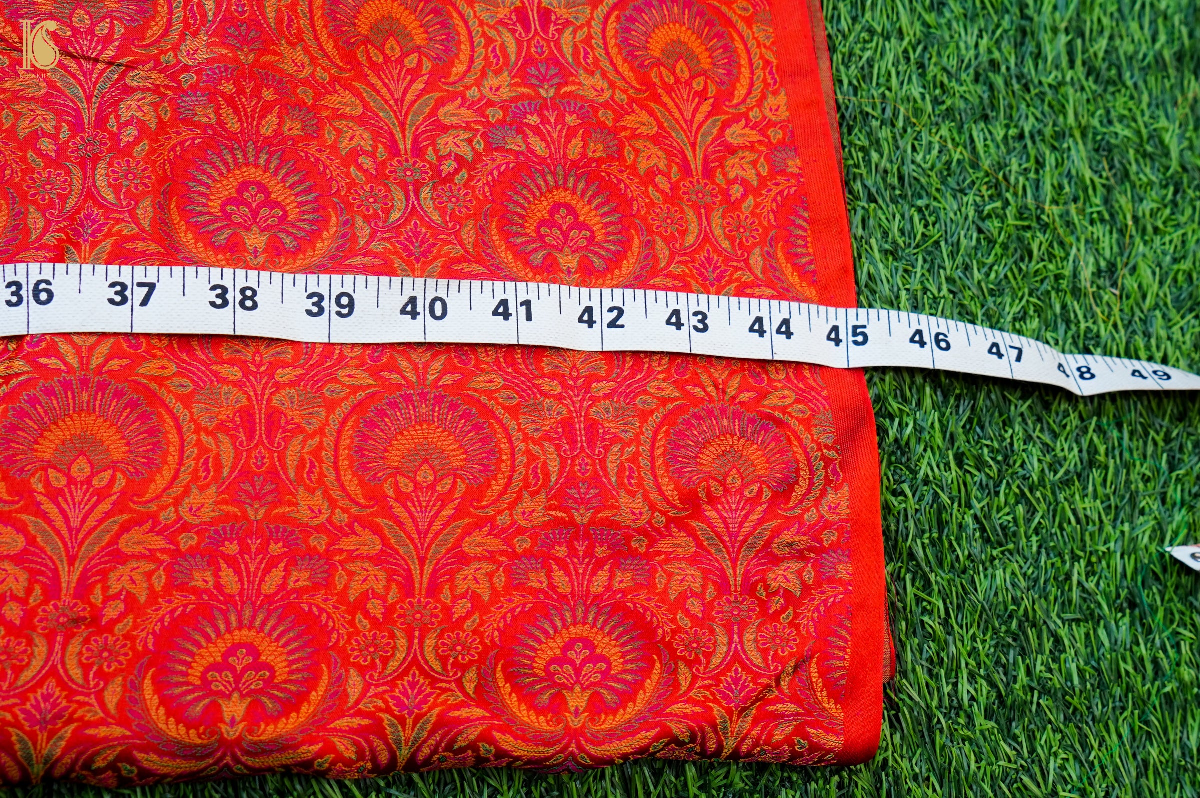 Handloom Banarasi Neelkanthi Tanchoi Silk Fabric