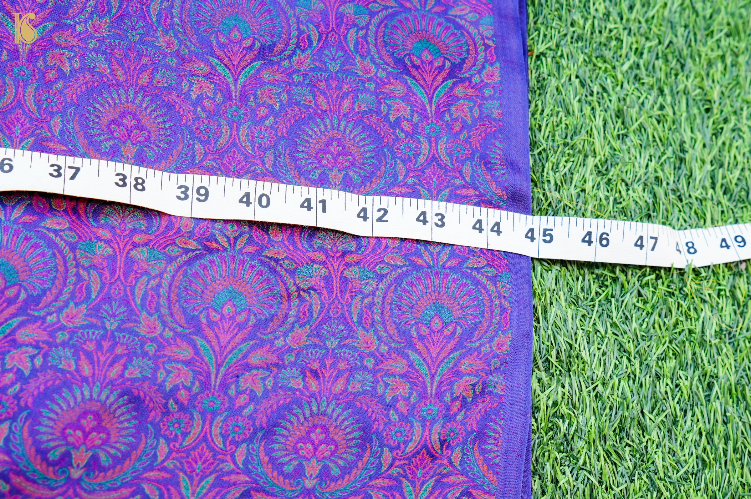 Handloom Banarasi Neelkanthi Tanchoi Silk Fabric