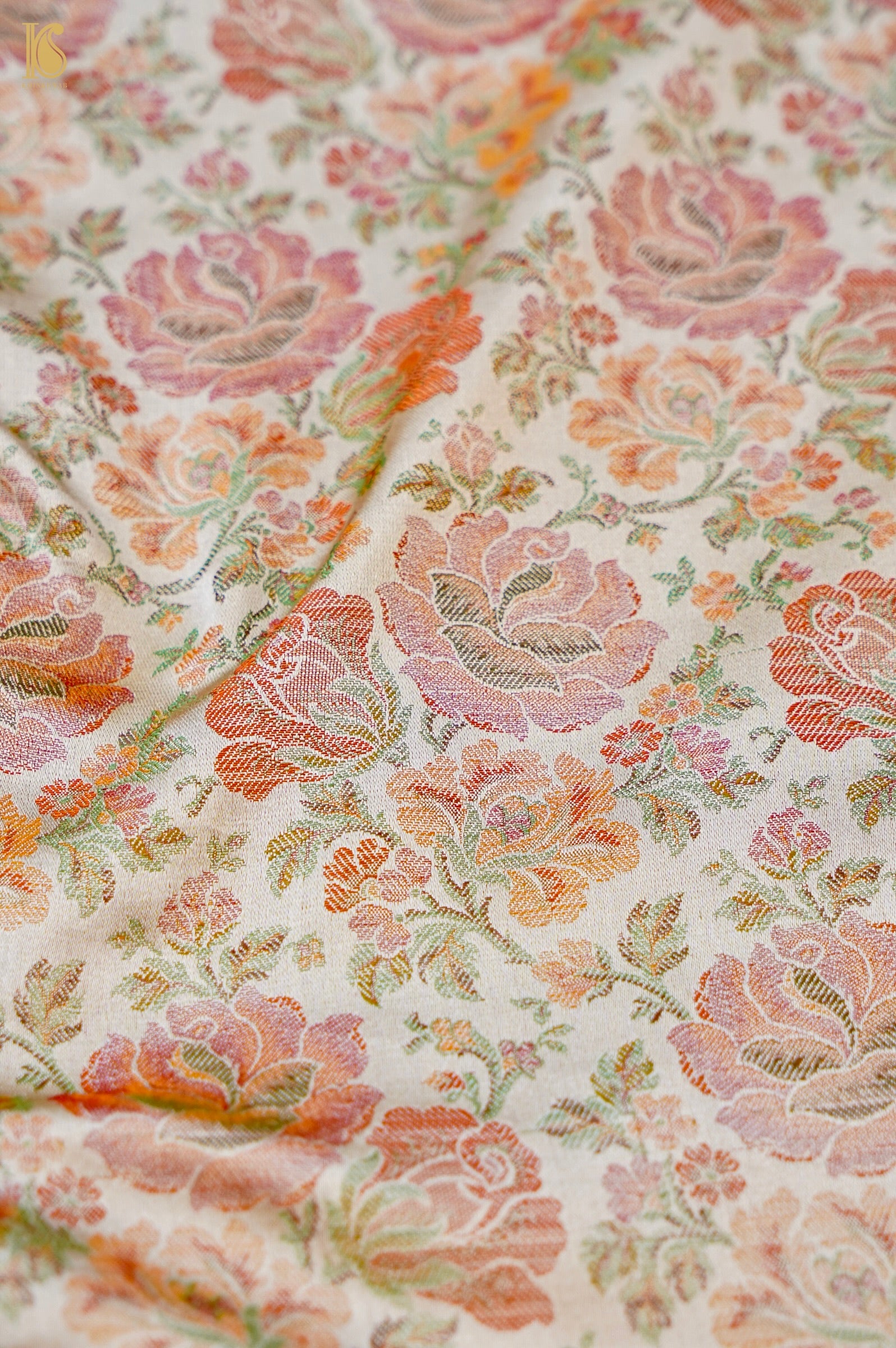 Handloom Banarasi Tanchoi Silk Rose Fabric
