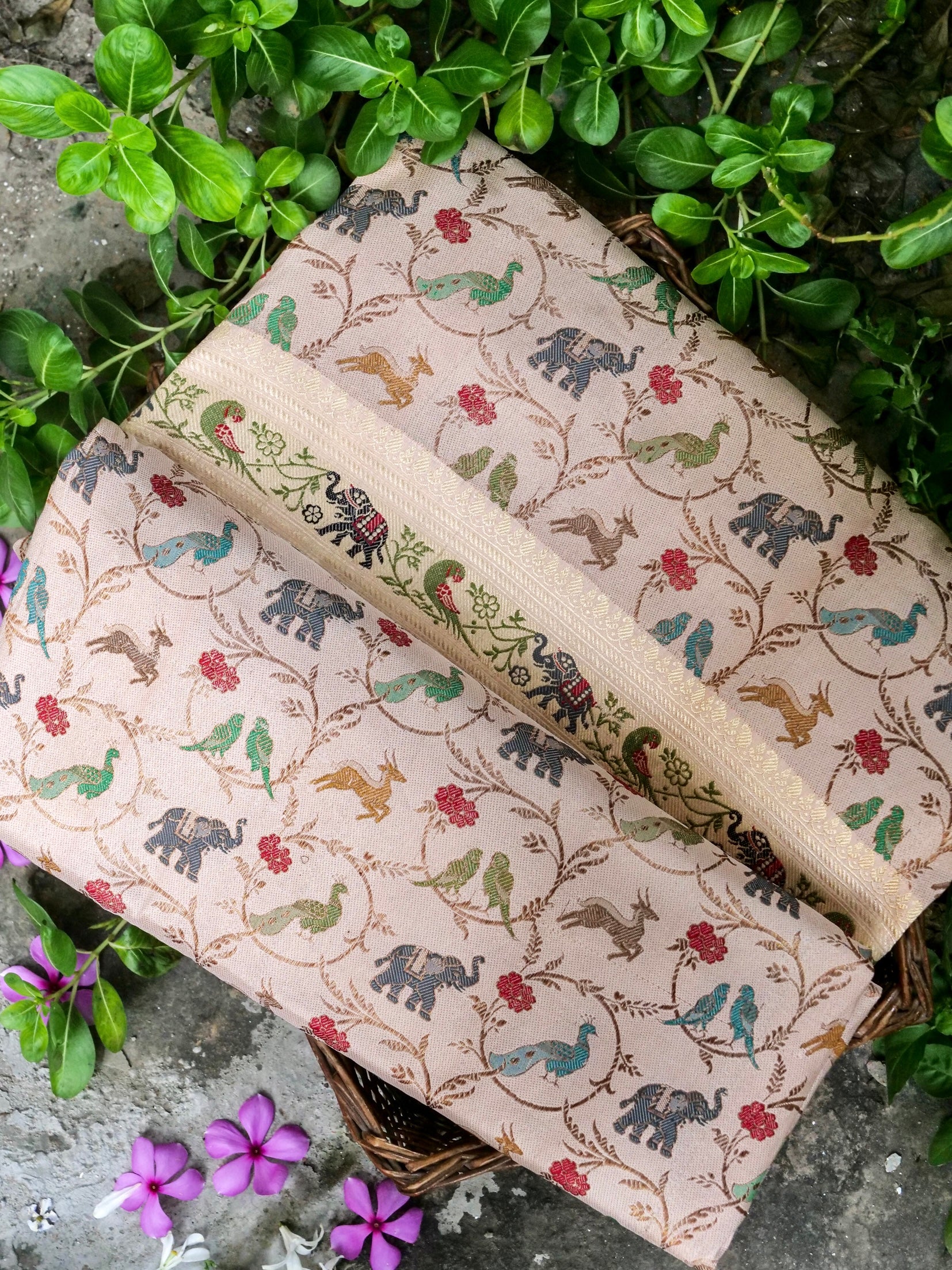 Handloom Banarasi Katan Shikargah Saree