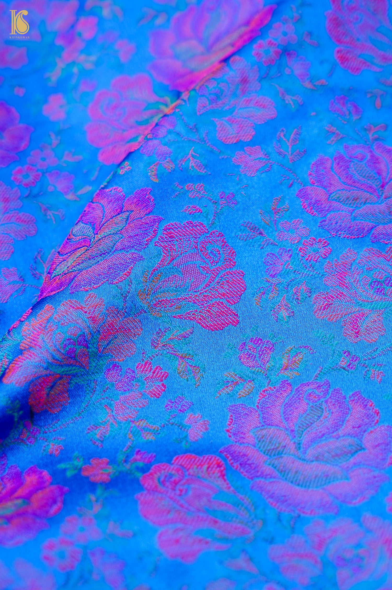 Handloom Banarasi Tanchoi Silk Rose Fabric
