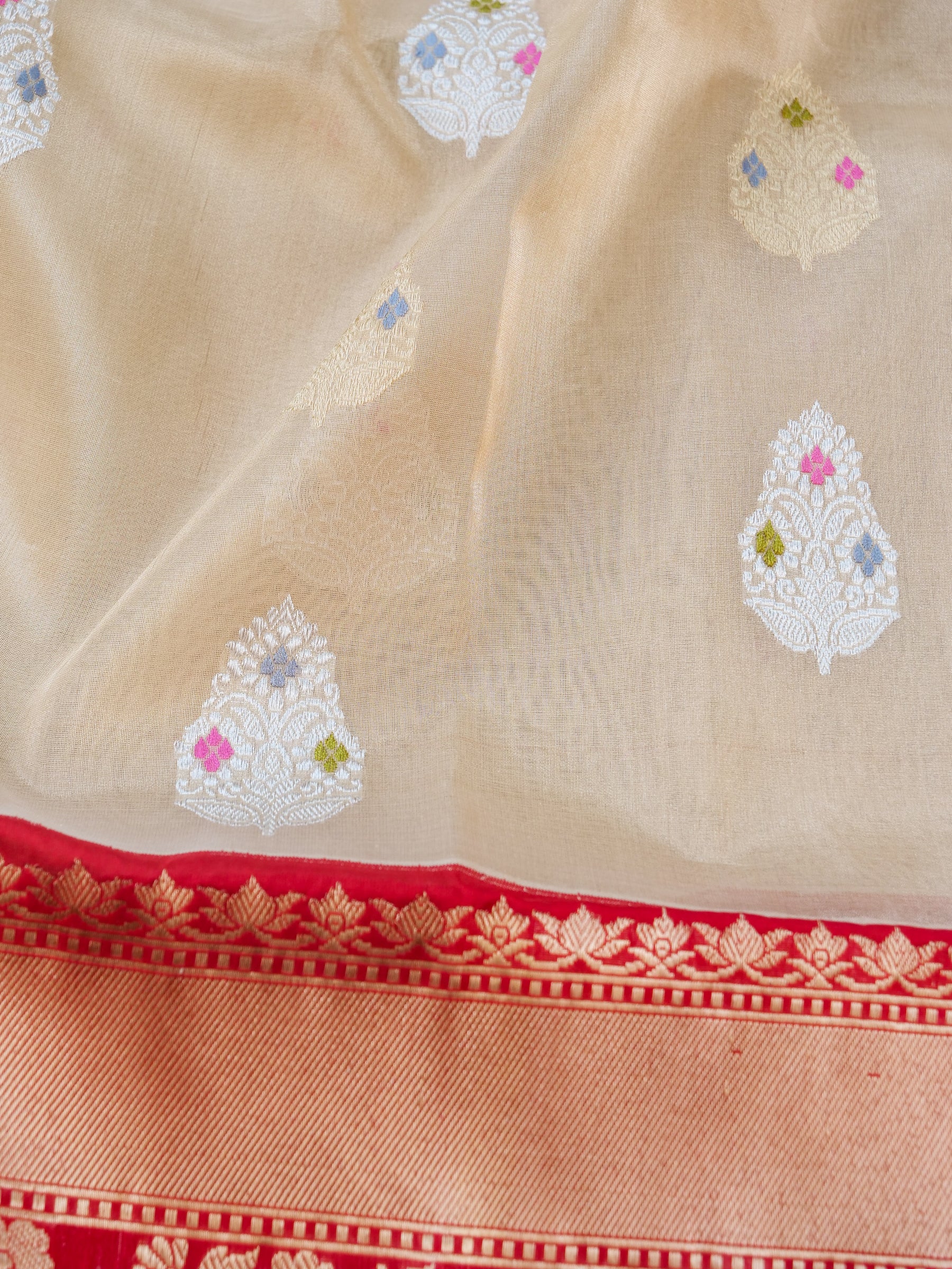 Banarasi Pure Silk Tissue Kadwa Handloom Saree | Ivory - Khinkhwab