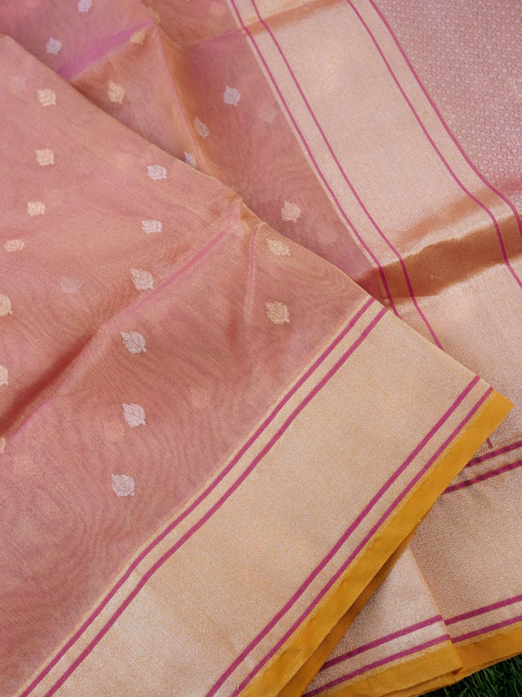 Banarasi Pure Silk Tissue Kadwa Handloom Saree | Blush Pink - Khinkhwab