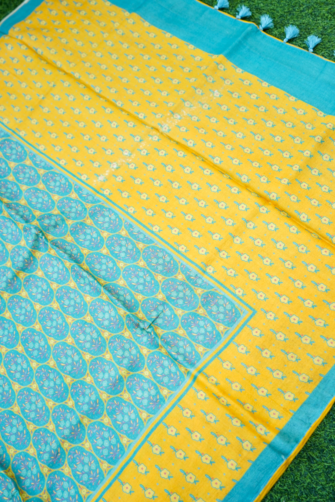 Finch Yellow & Blue Titli Print Tussar Saree - Khinkhwab