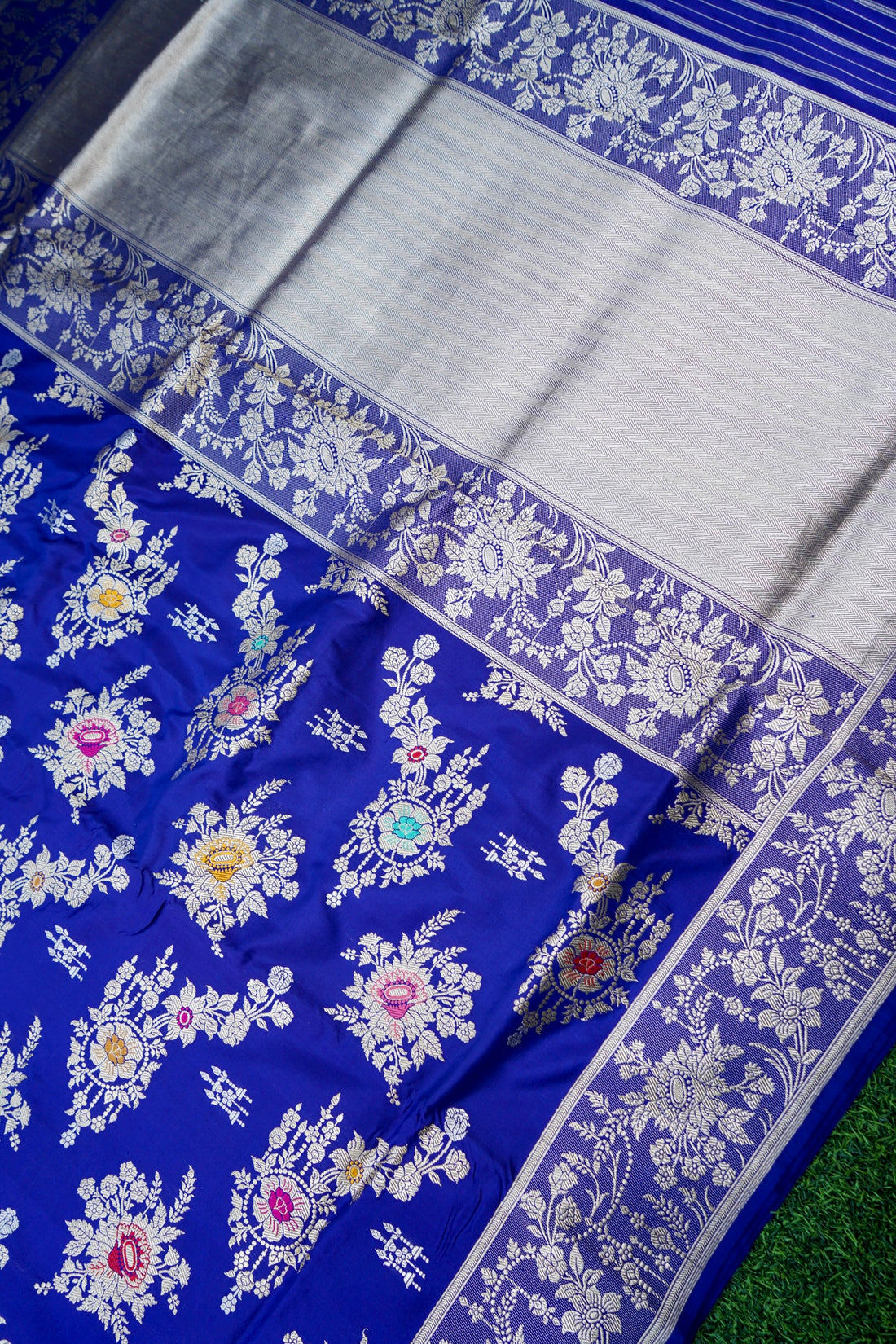 Banarasi Katan Silk Kadwa Jangla Handwoven Saree in Royal Blue - Khinkhwab