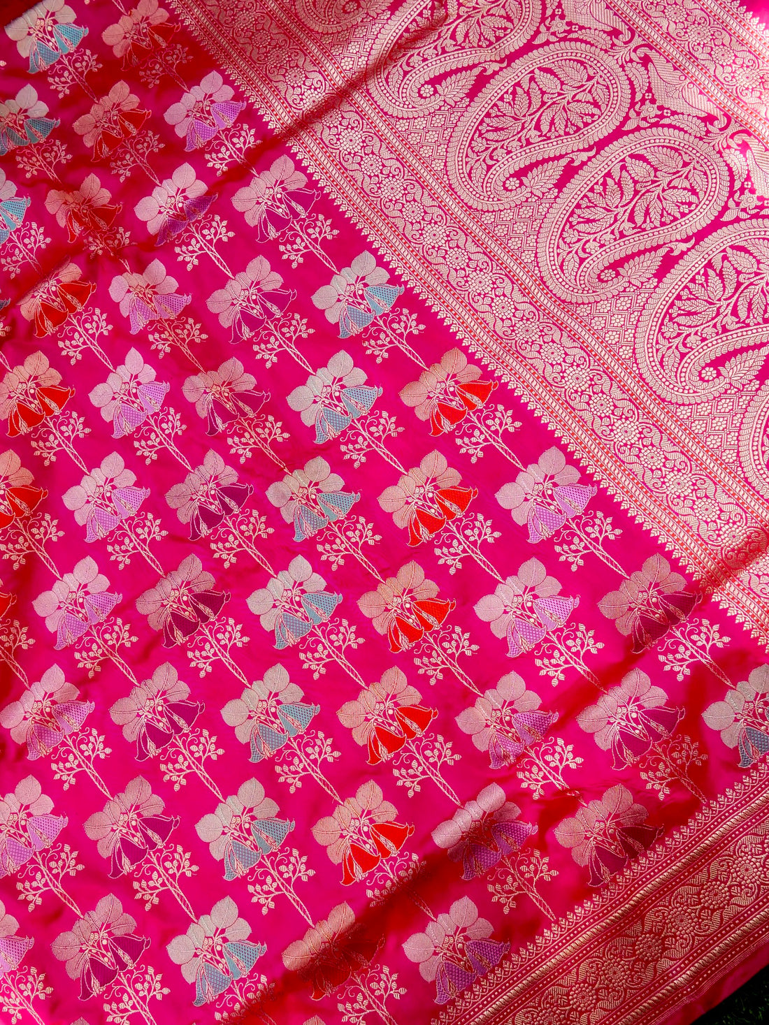 Banarasi Silk Kadwa Floral Jaal Handloom Saree | Hot Pink - Khinkhwab