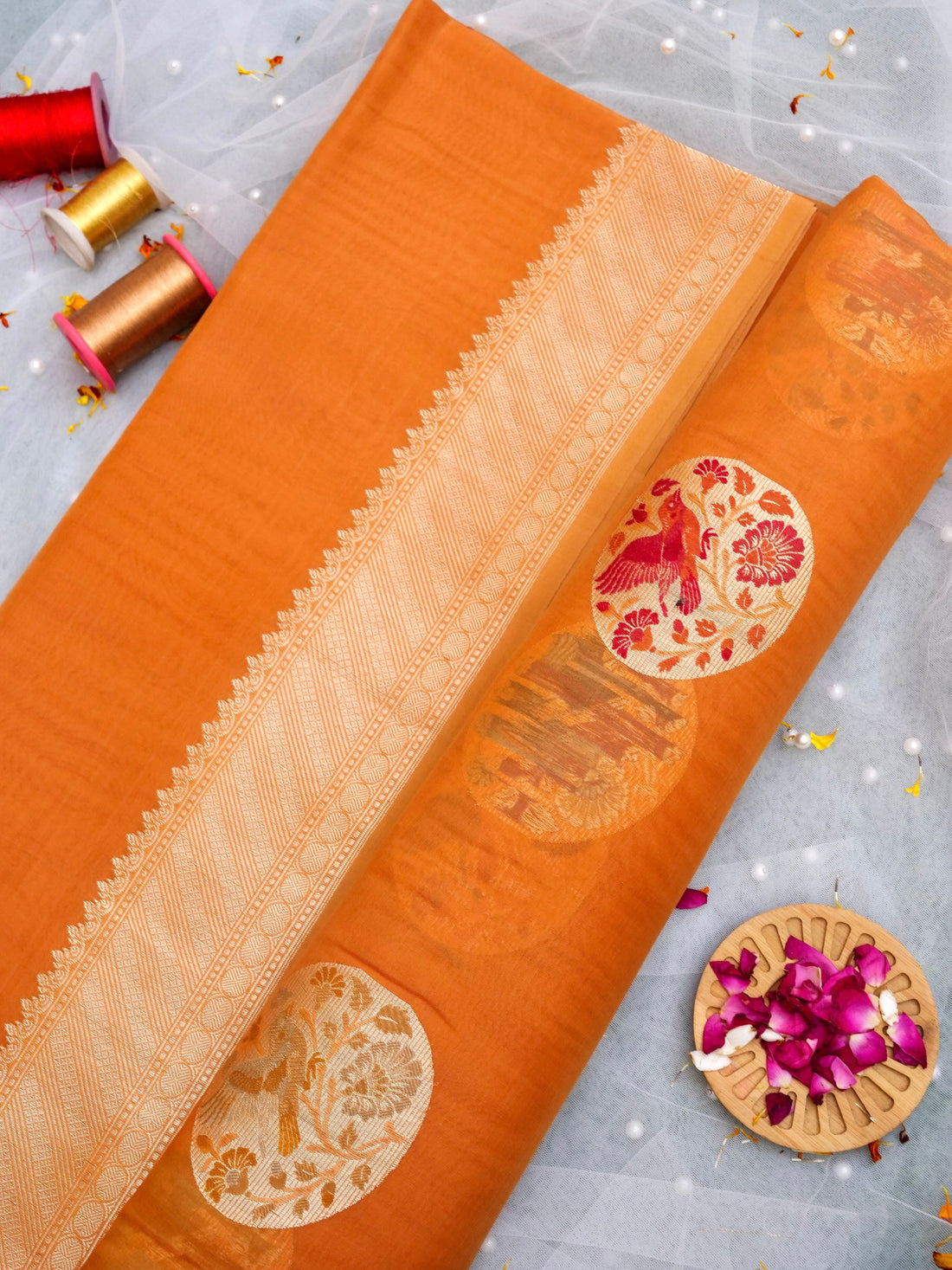 Handloom Banarasi Kora Silk Kadwa Meenakari Saree - Khinkhwab