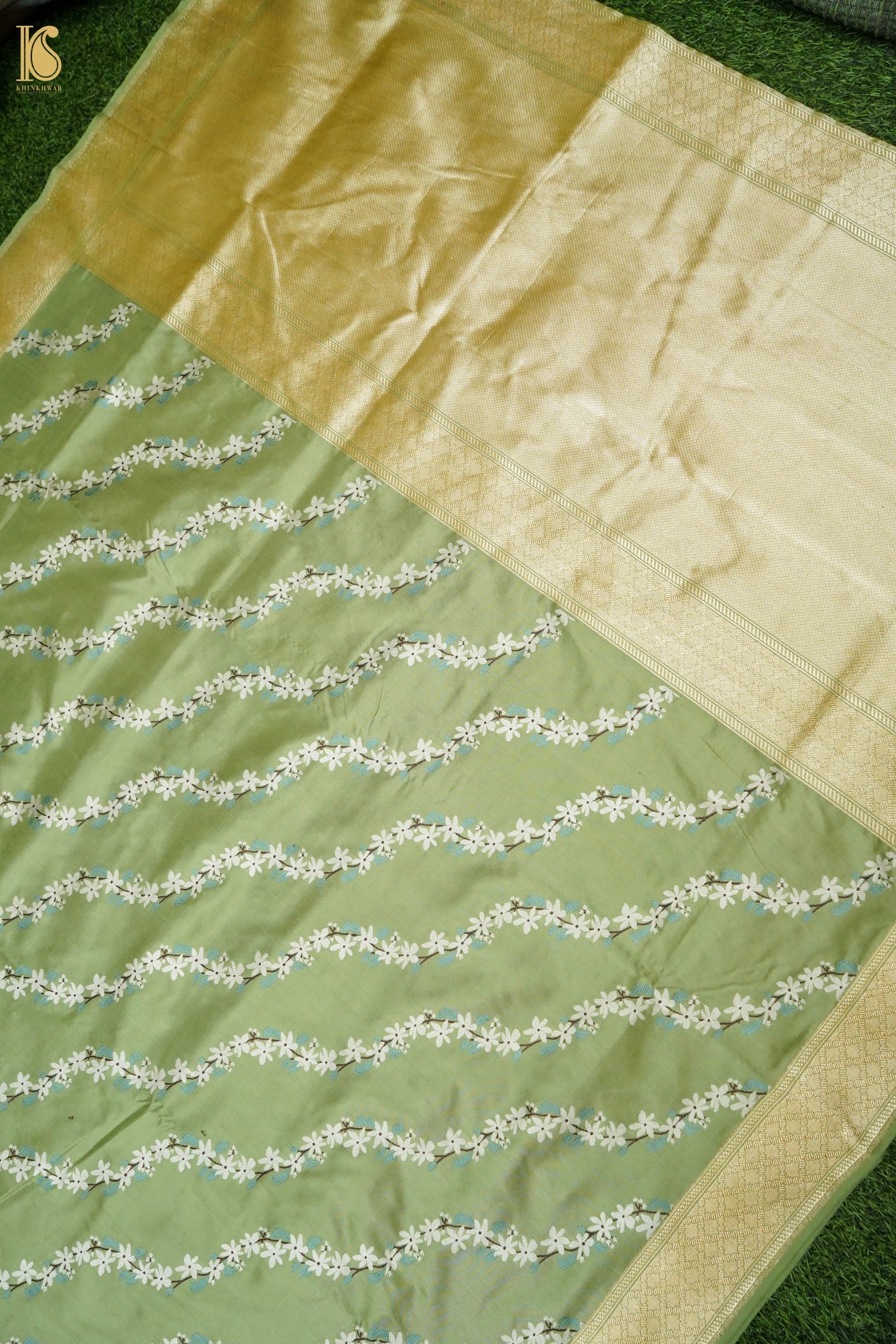 Katan Silk Kadwa Chameli Bel Handwoven Banarasi Saree in Sage Green