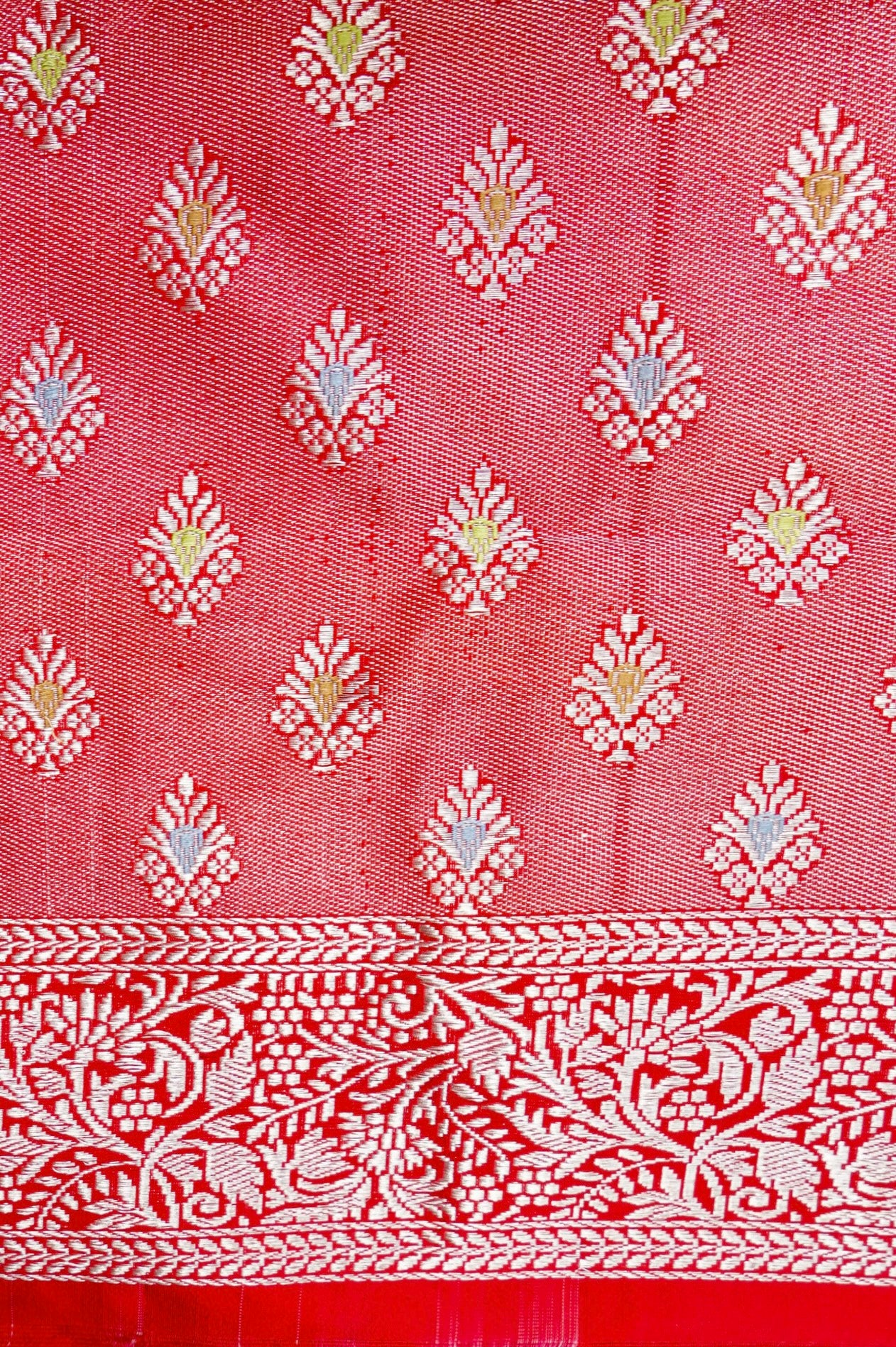 Handloom Banarasi Pure Katan Silk Kadwa Saree