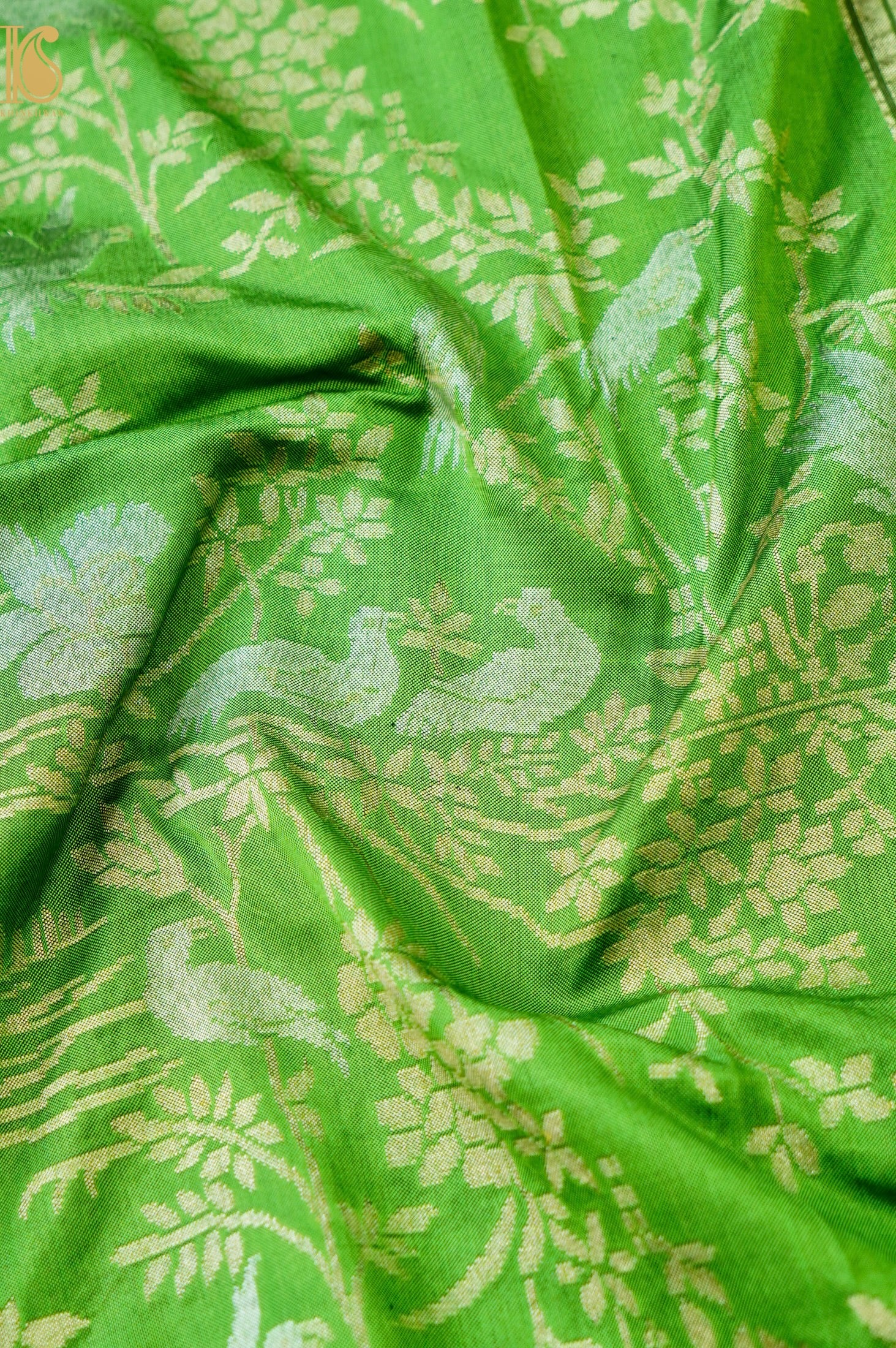 Handloom Pure Katan Silk Green Shikargah Banarasi Saree